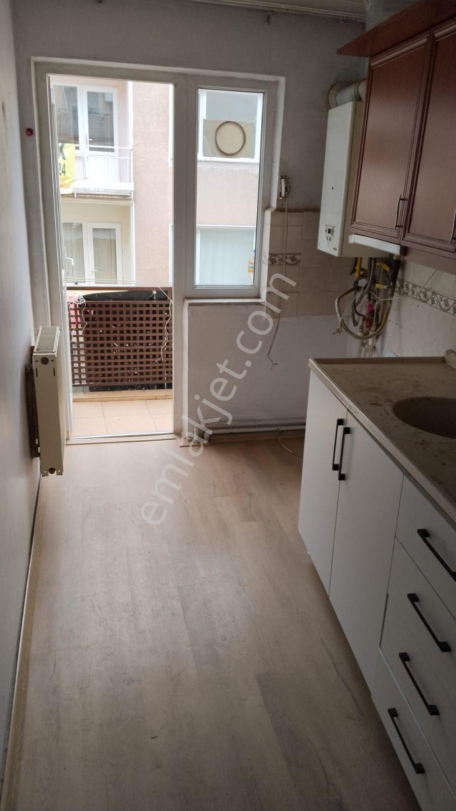 Altiparmakta Kiralık Harika Daire - Görsel 11