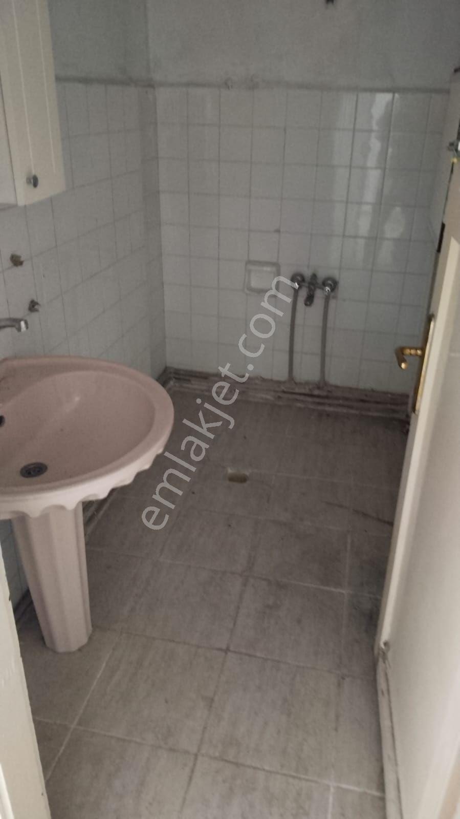 Altiparmakta Kiralık Harika Daire - Görsel 7