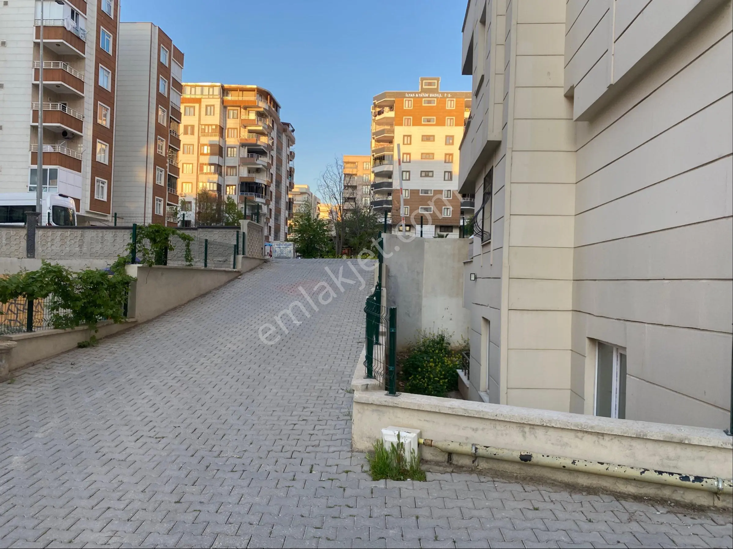Şanlı Gayrimenkuldan Narlıkuyu Mh Satılık 3+1 Arakat - Görsel 4