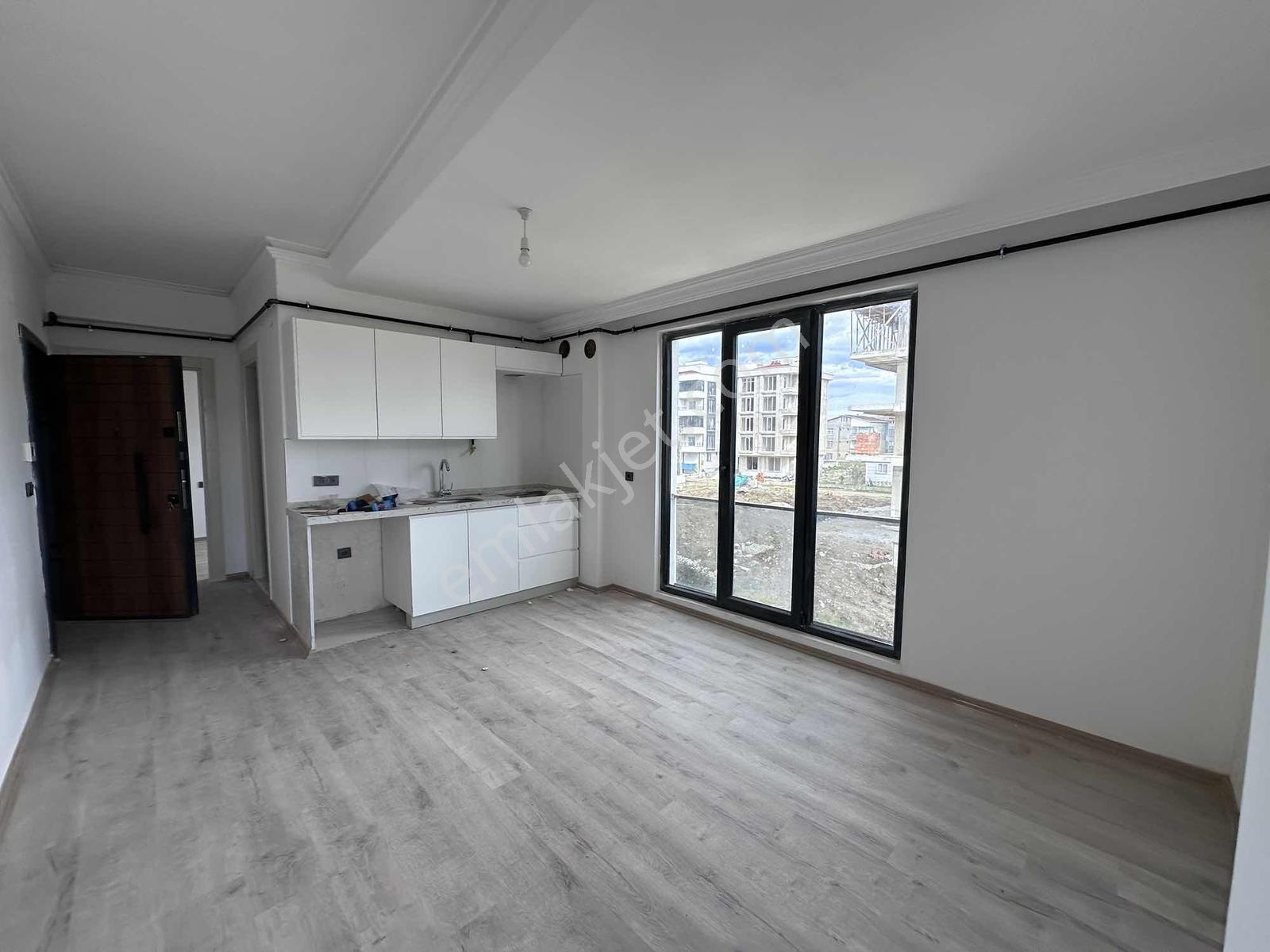 Remax Murat Kocaoğlunda İncesuda 1+1 Kiralık Ara Kat Geniş Daire - Görsel 9