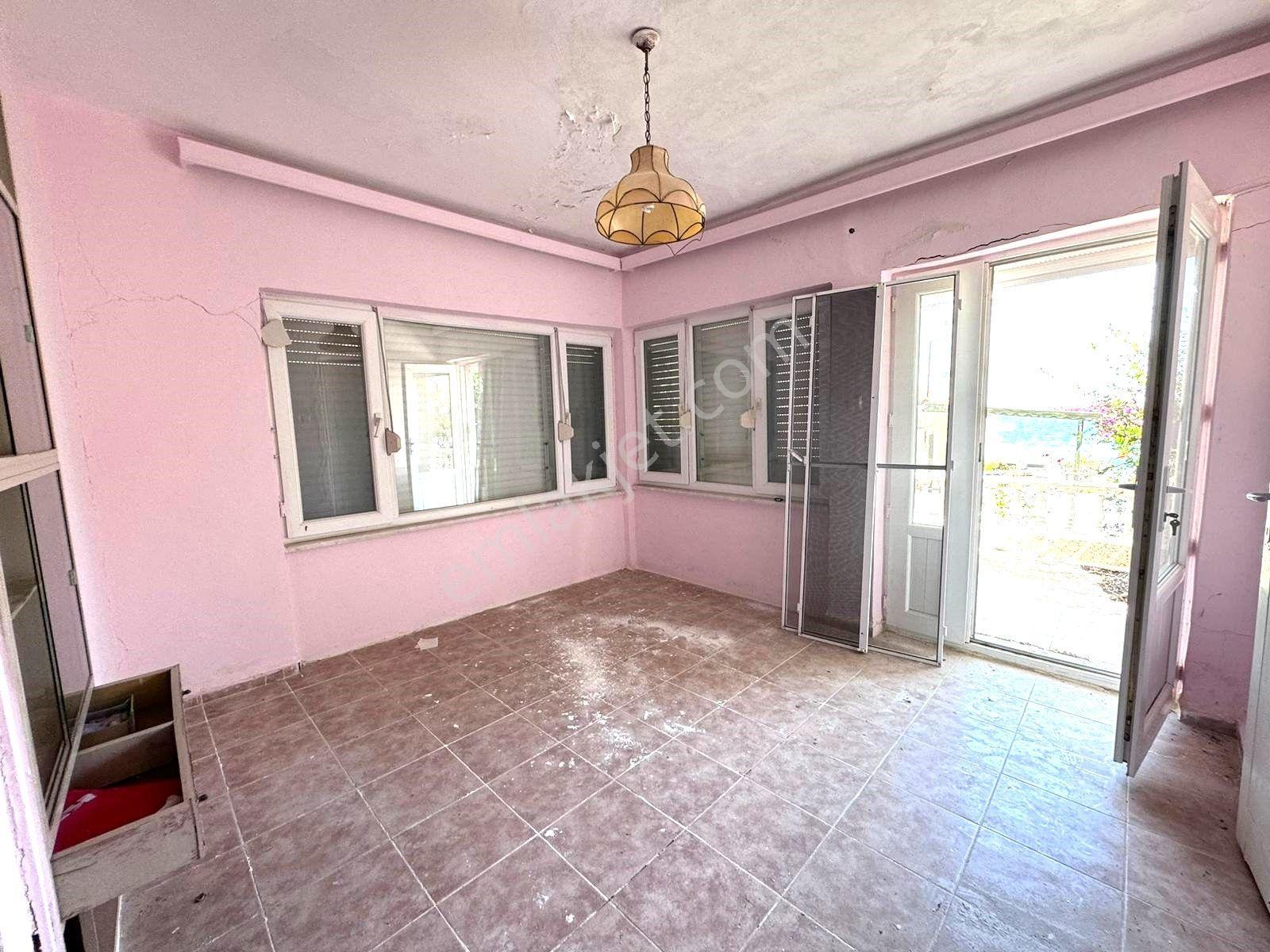 Emsali Olmayan ,denize Sıfır Müstakil Ev ! - Görsel 18