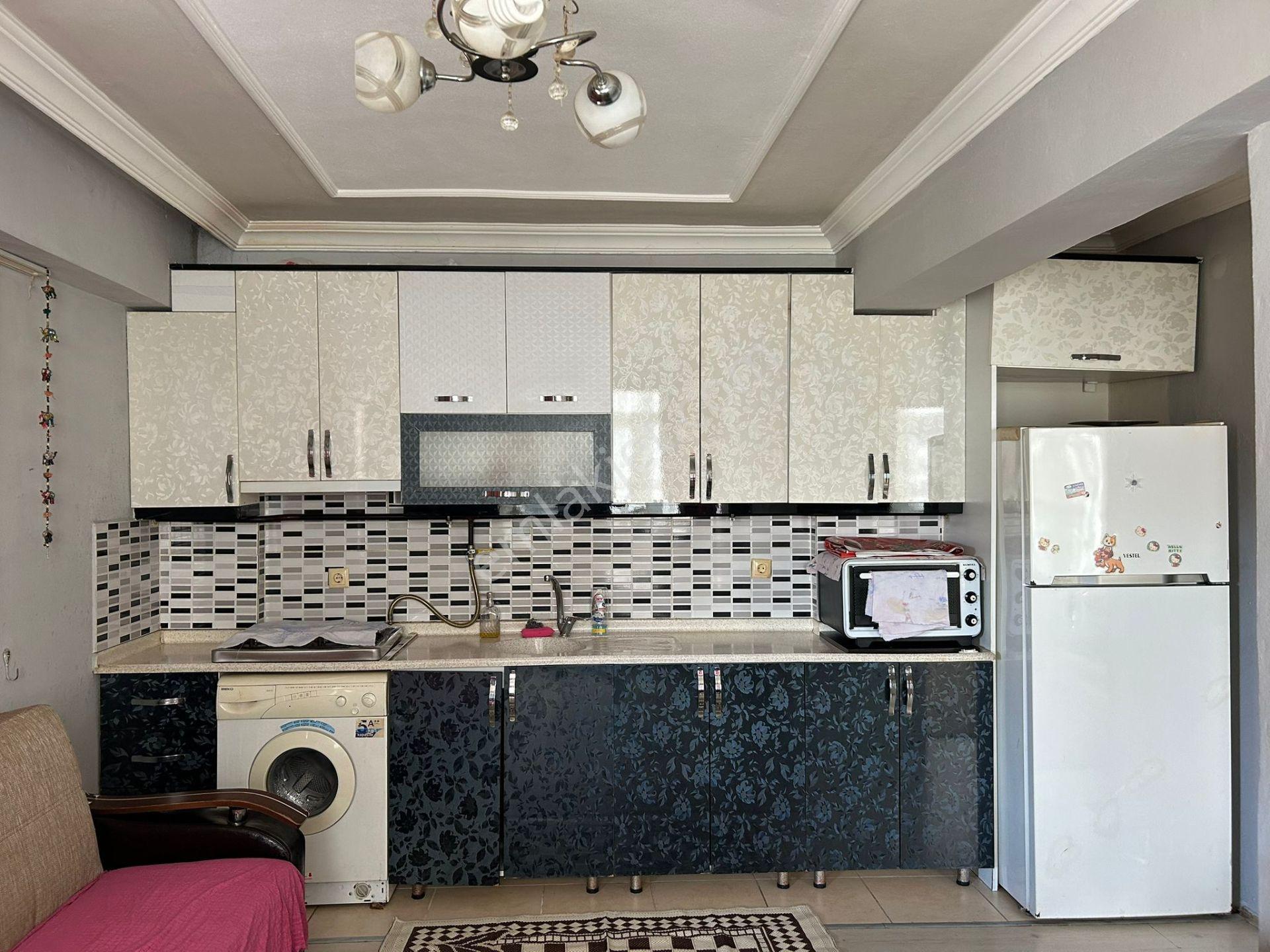 Karasuda Mustakil Bahçe Kullanımlı 2+1 Kombili Eşyalı Daire - Görsel 4