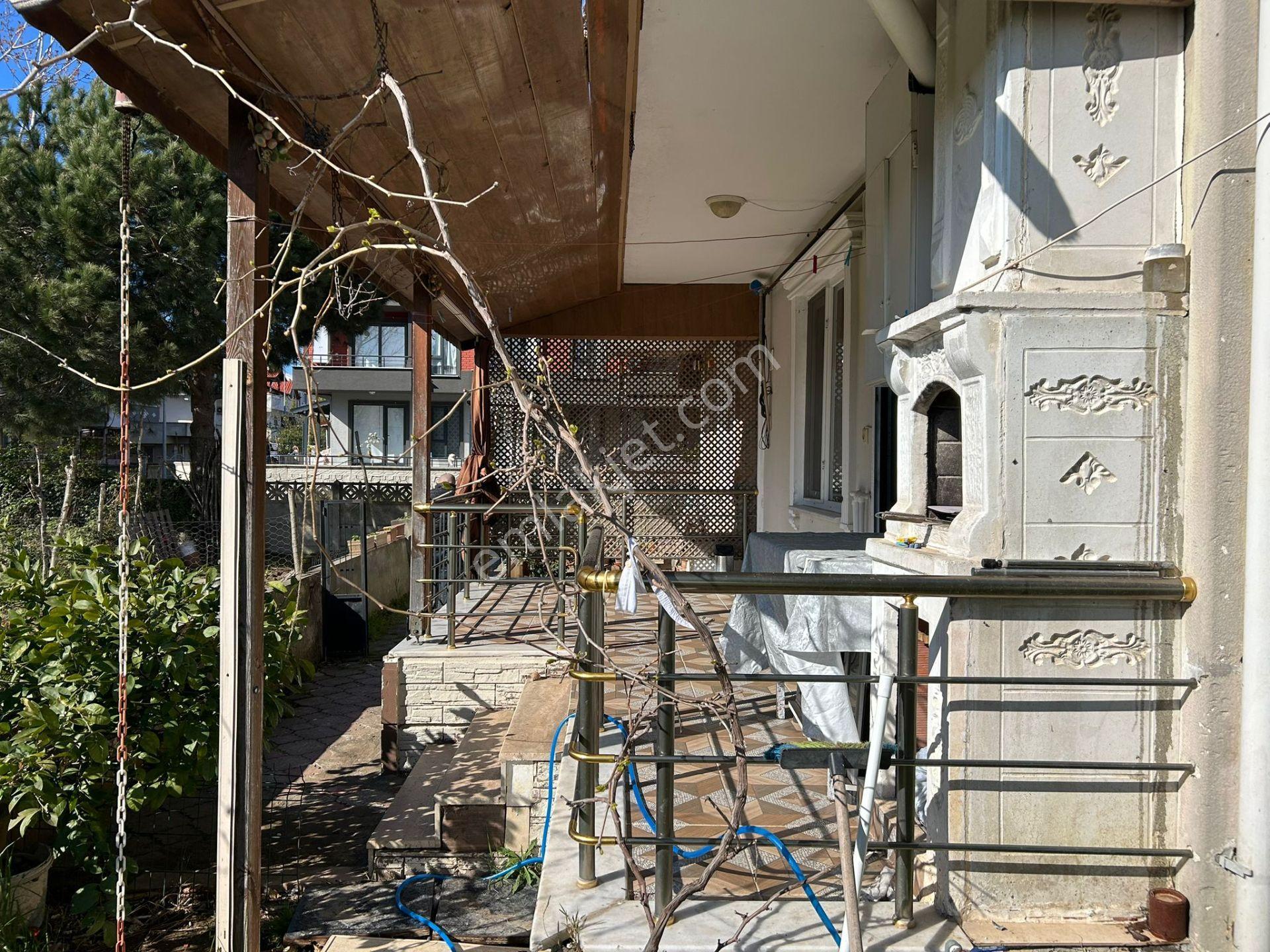 Karasuda Mustakil Bahçe Kullanımlı 2+1 Kombili Eşyalı Daire - Görsel 13