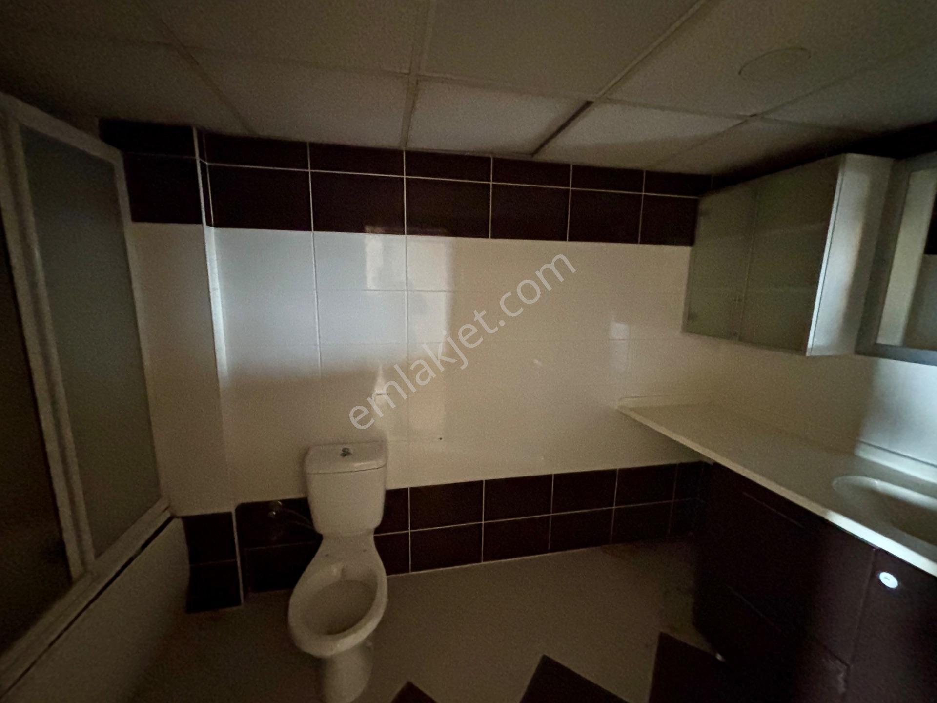 Küçük Çiğli Anadolu Caddesine Yakın Kiralık 3+1 Daire - Görsel 6