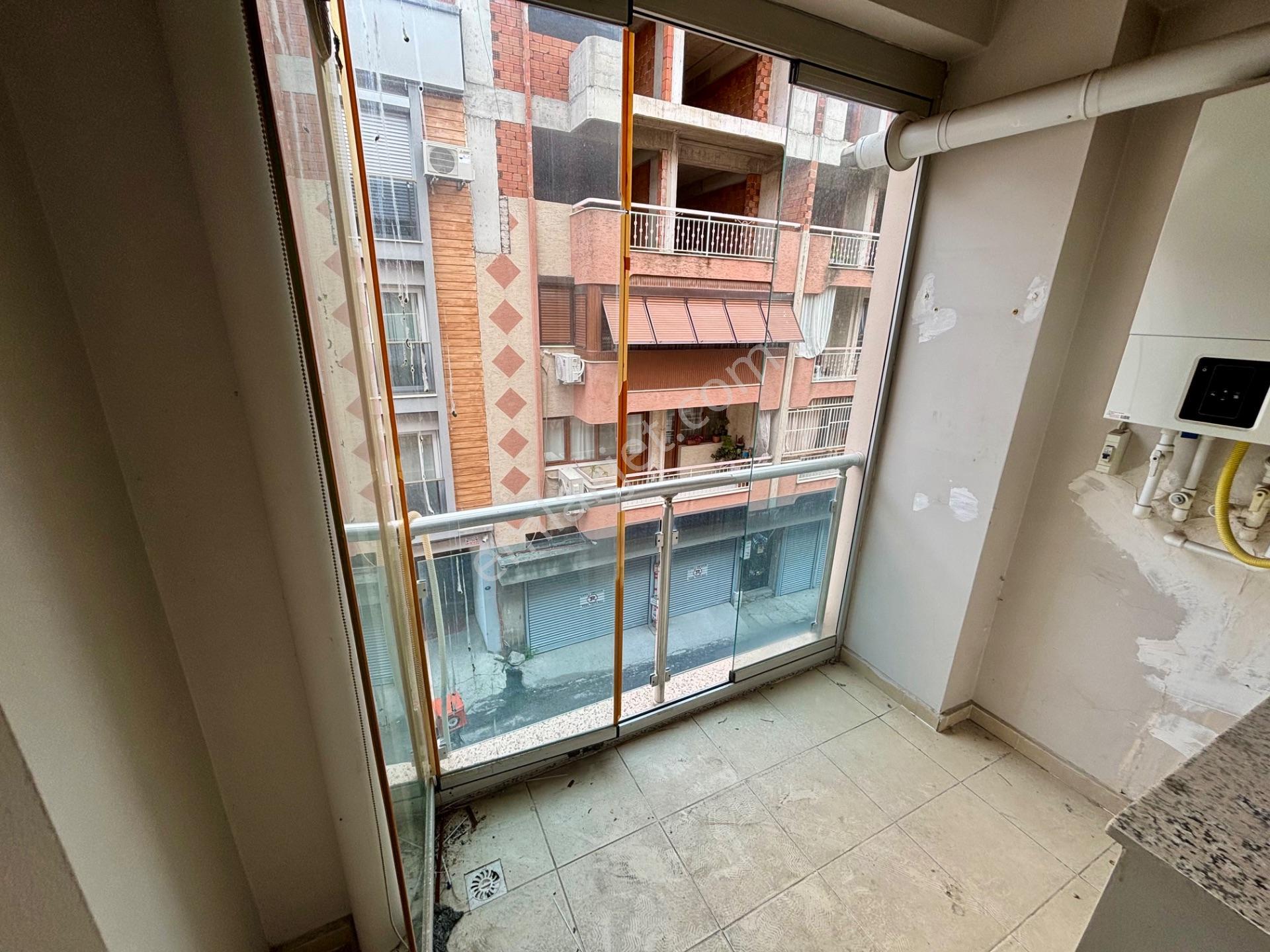 Küçük Çiğli Anadolu Caddesine Yakın Kiralık 3+1 Daire - Görsel 9