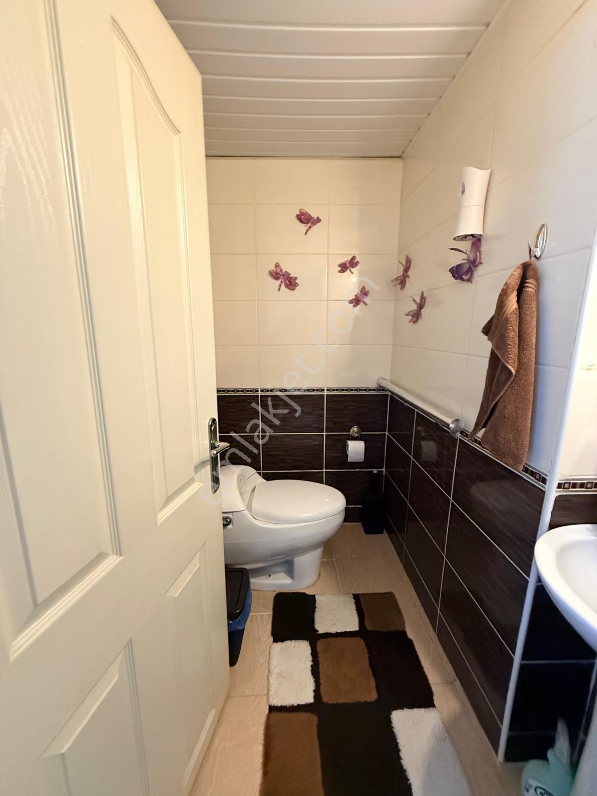 Doğalgaz Kombili, Geniş, Masrafsız, Özel Teraslı Daire - Görsel 18