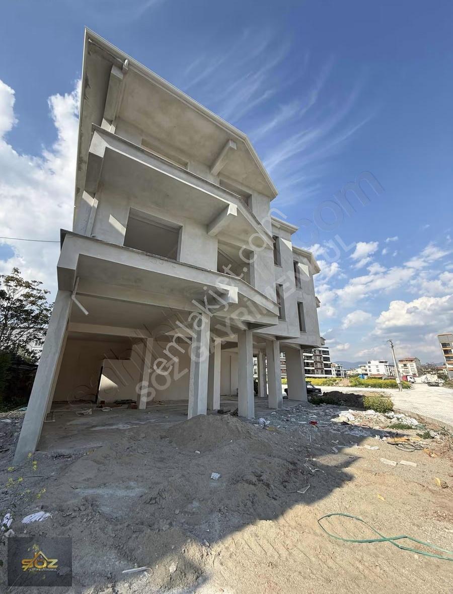 Reşatbey Mh. Cadde Üzerinde 180m2 Satılık Köşe Dükkan - Görsel 3