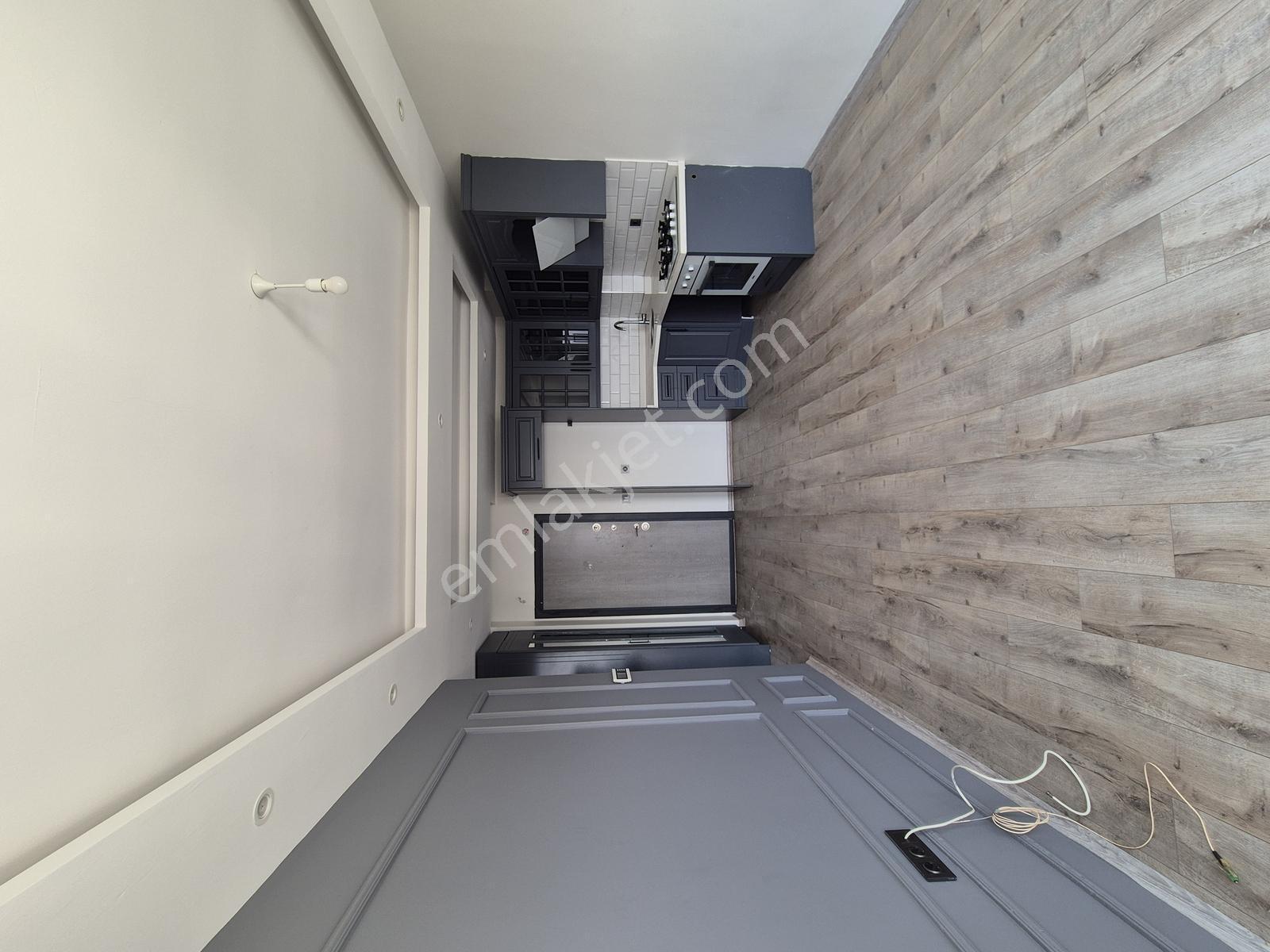 Çarkıpare'de 1+1 Park Karşısı Site İçi Yatırımlık Satılık Daire - Görsel 2