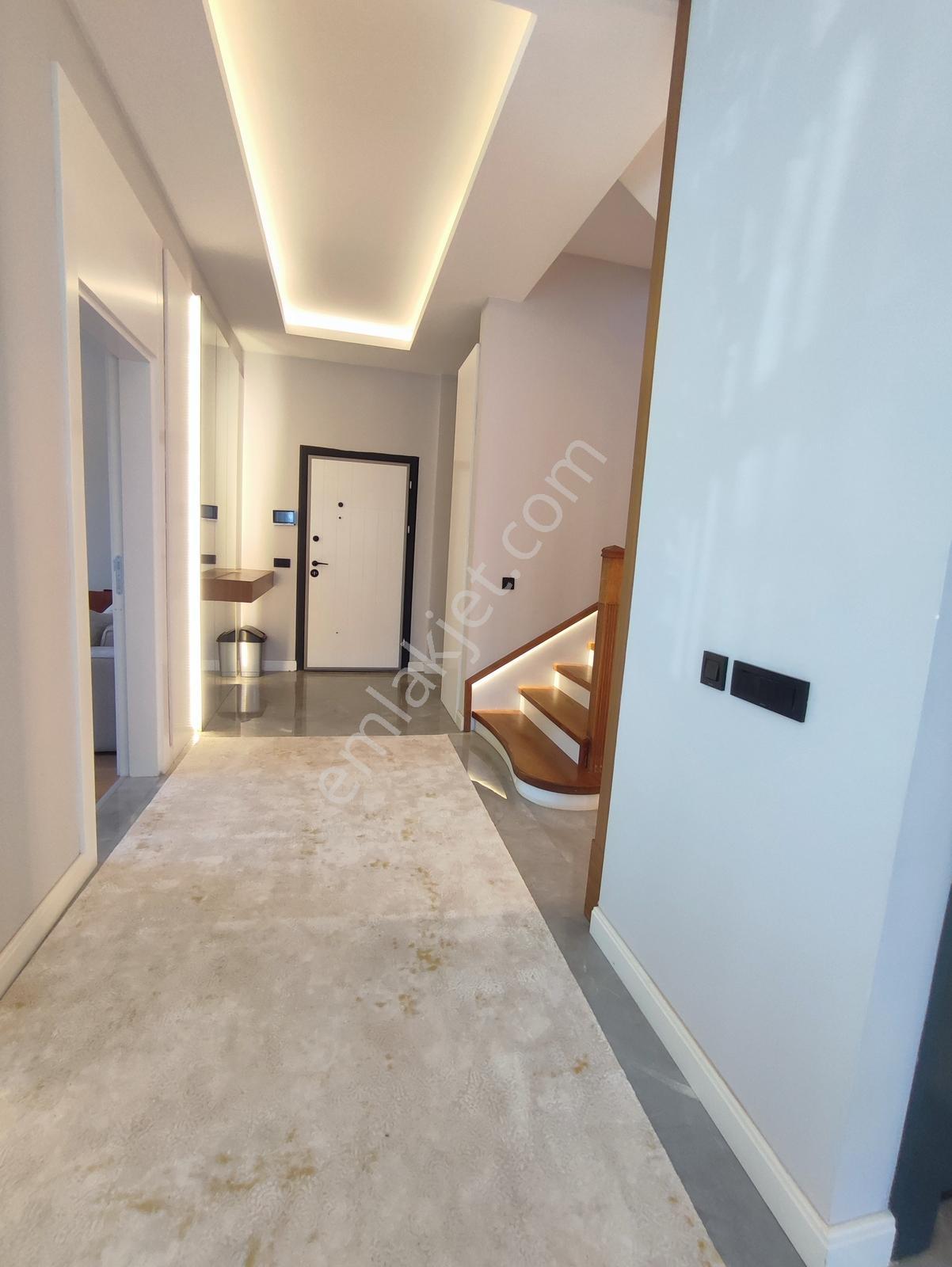 Altınkale'de Site İçinde Satılık Havuzlu Müstakil 5+1 Villalar - Görsel 20