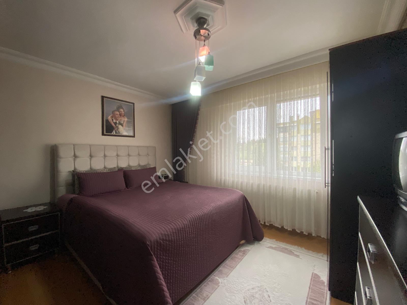 Koza Emlaktan Ayyıldız Mh. Site İçinde Katta Asansörlü 3+1 Daire - Görsel 12