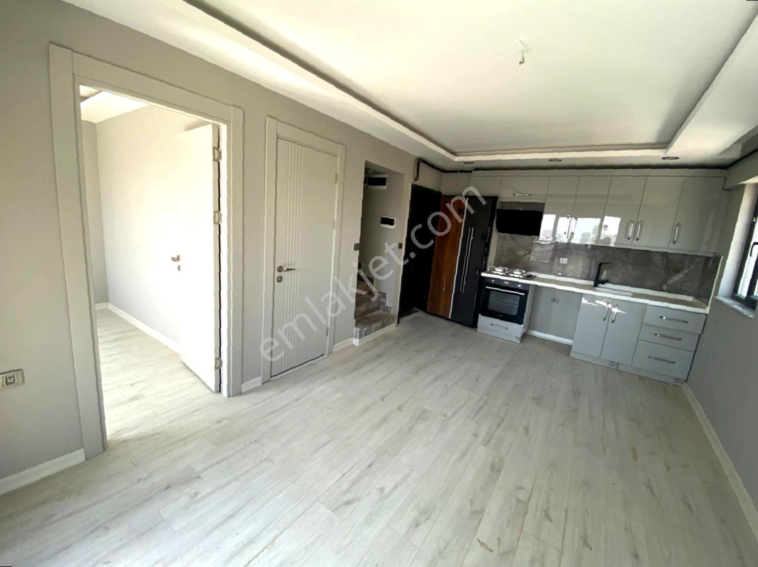 Alaçatı Güvencesiyle Taşpınar Merkezi Konumda 3+1 Fırsat Daire - Görsel 13