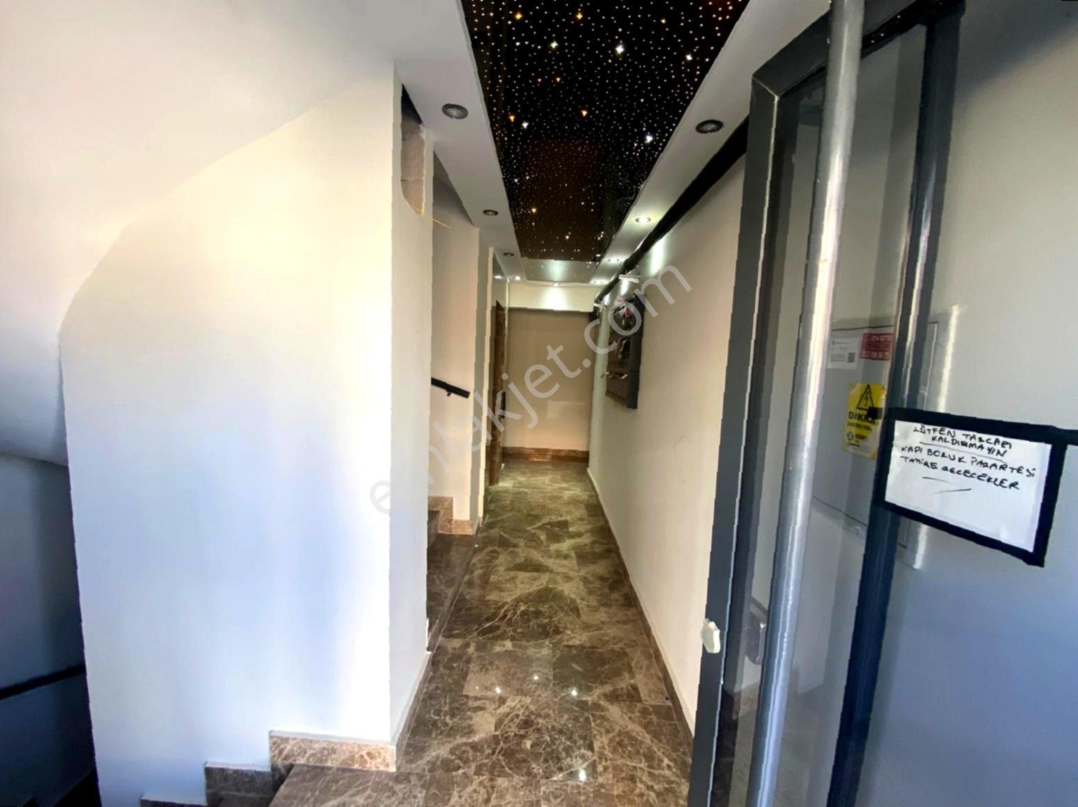 Alaçatı Güvencesiyle Taşpınar Merkezi Konumda 3+1 Fırsat Daire - Görsel 10