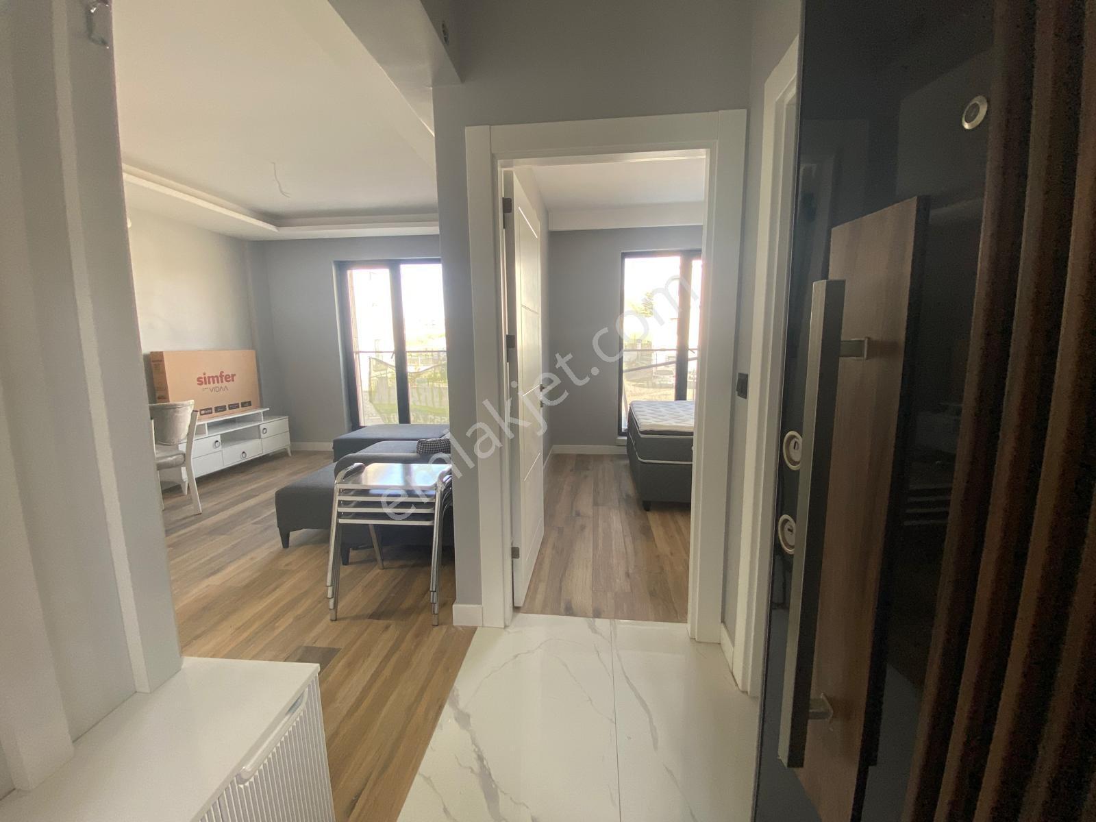 Alaçatı'dan İncek'te Bulvara 50 M Sıfır Eşyalı 1+1 Kiralık - Görsel 34