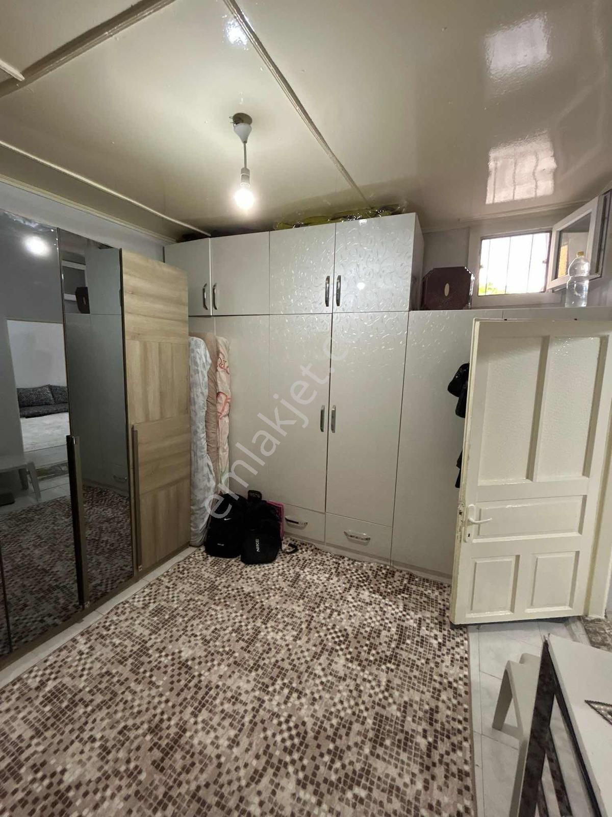 Konak Levent Mahallesinde Teraslı, Bakımlı 2+1 Müstakil Daire - Görsel 9