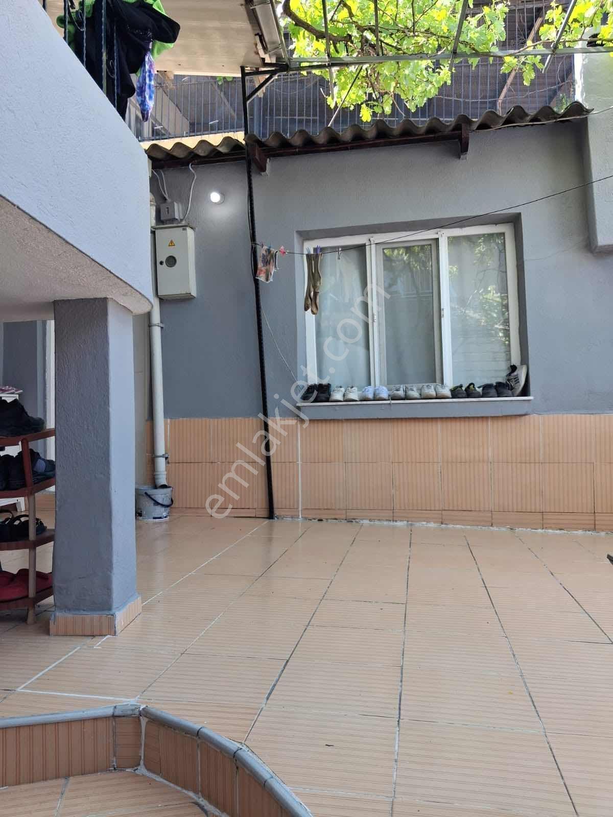 Konak Levent Mahallesinde Teraslı, Bakımlı 2+1 Müstakil Daire - Görsel 12