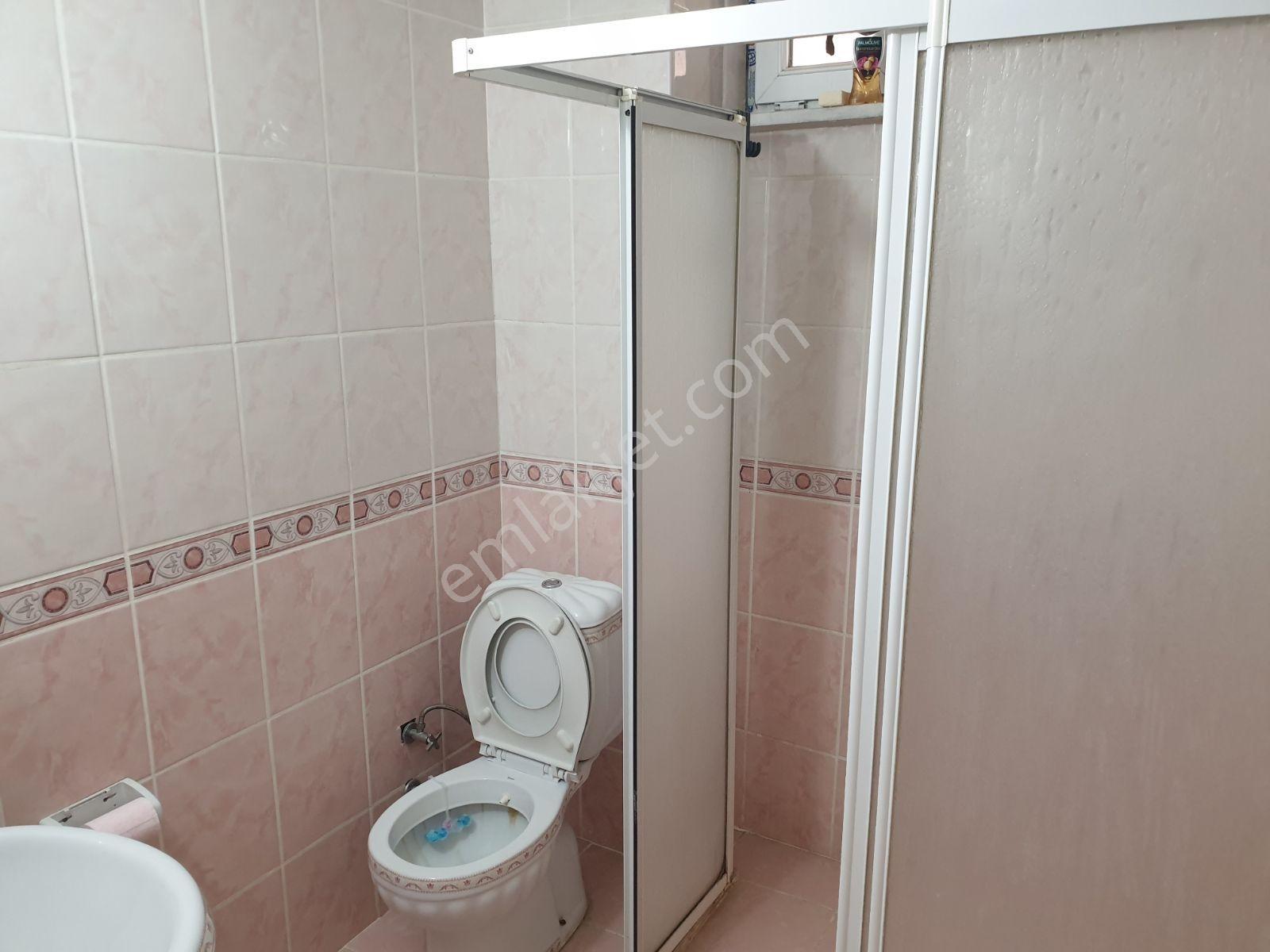 Ogü Tıp Fakültesi Yakını Ünlü Sokak Balkonlu 2+0 Kiralık Daire - Görsel 15