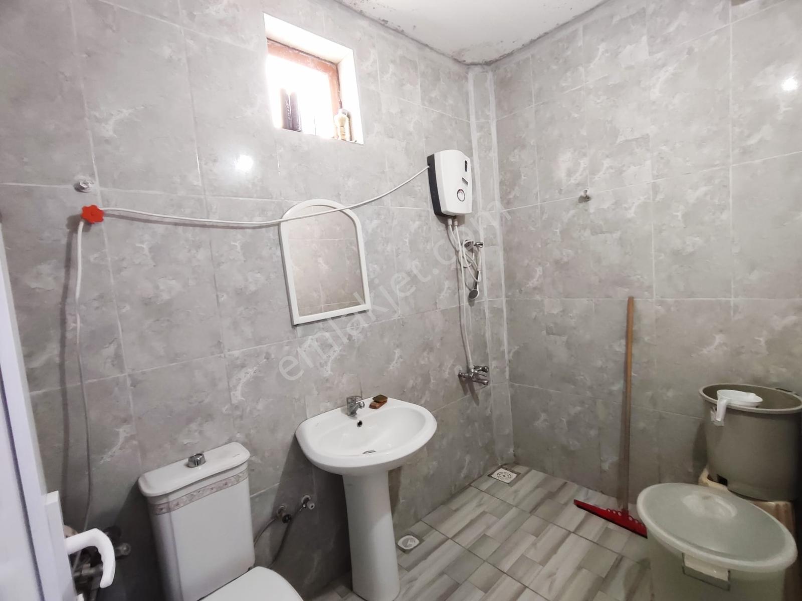Konya Beyşehir Hamidiye Mahallesinde Satılık Bakımlı Daire 3+1 - Görsel 17