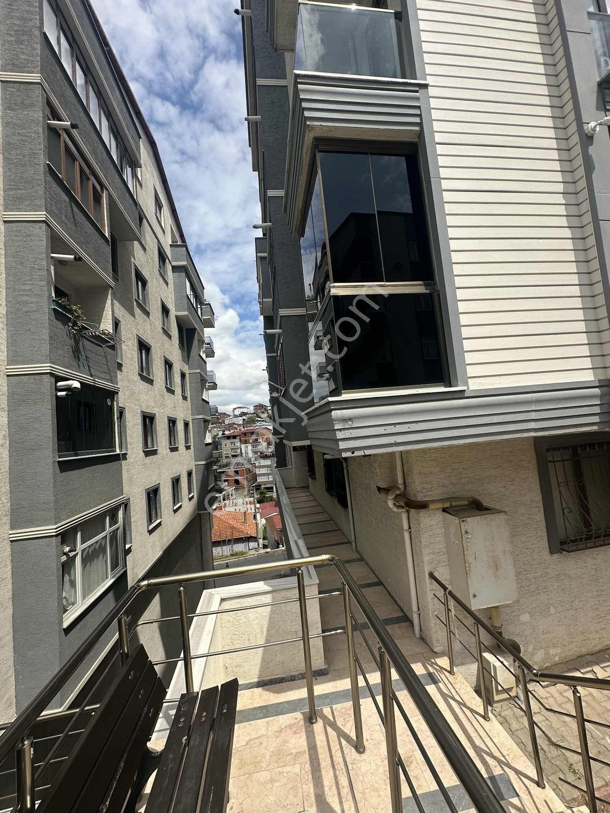Kılıç Gayrimenkul'den Kiralık 2+1 Ara Kat Daire - Görsel 8