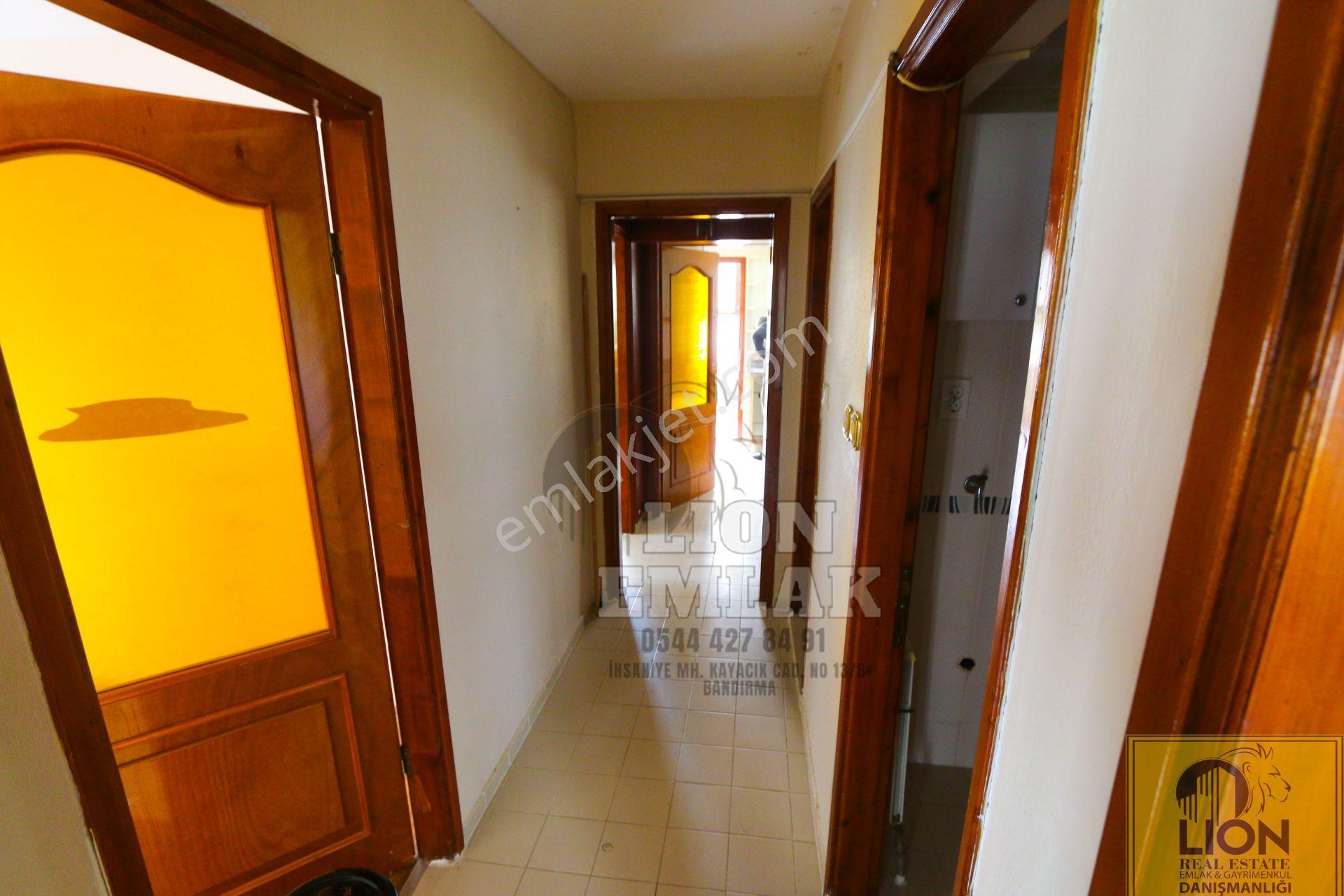 Lıon Emlak'tan İhsaniye Mahallesi'nde Kiralık 3+1 Çift Balkonlu Site İçinde Daire - Görsel 28