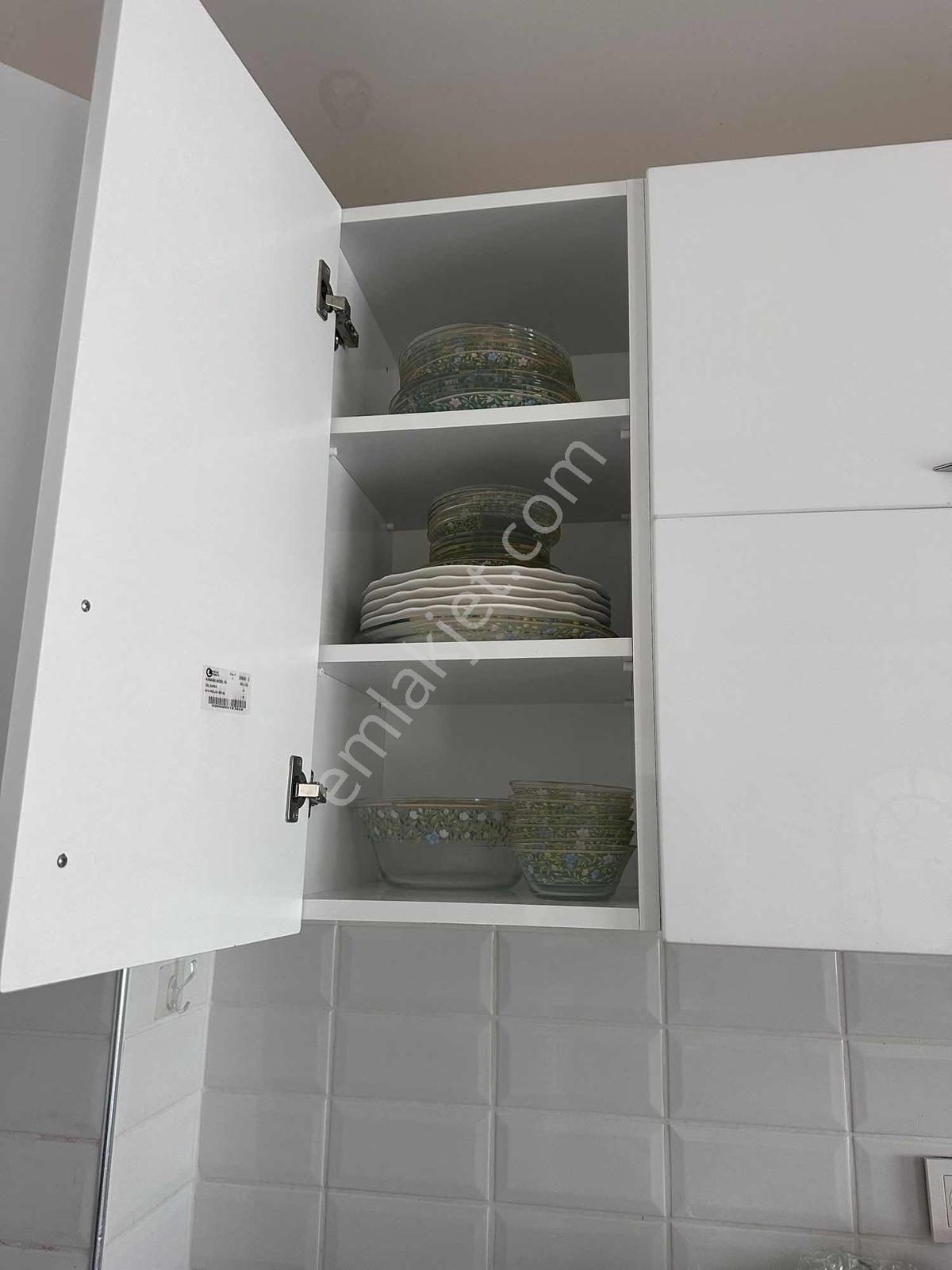 Havuzlu Ve Doğalgazlı Eşyalı Kiralık Daire 2+1 - Görsel 13