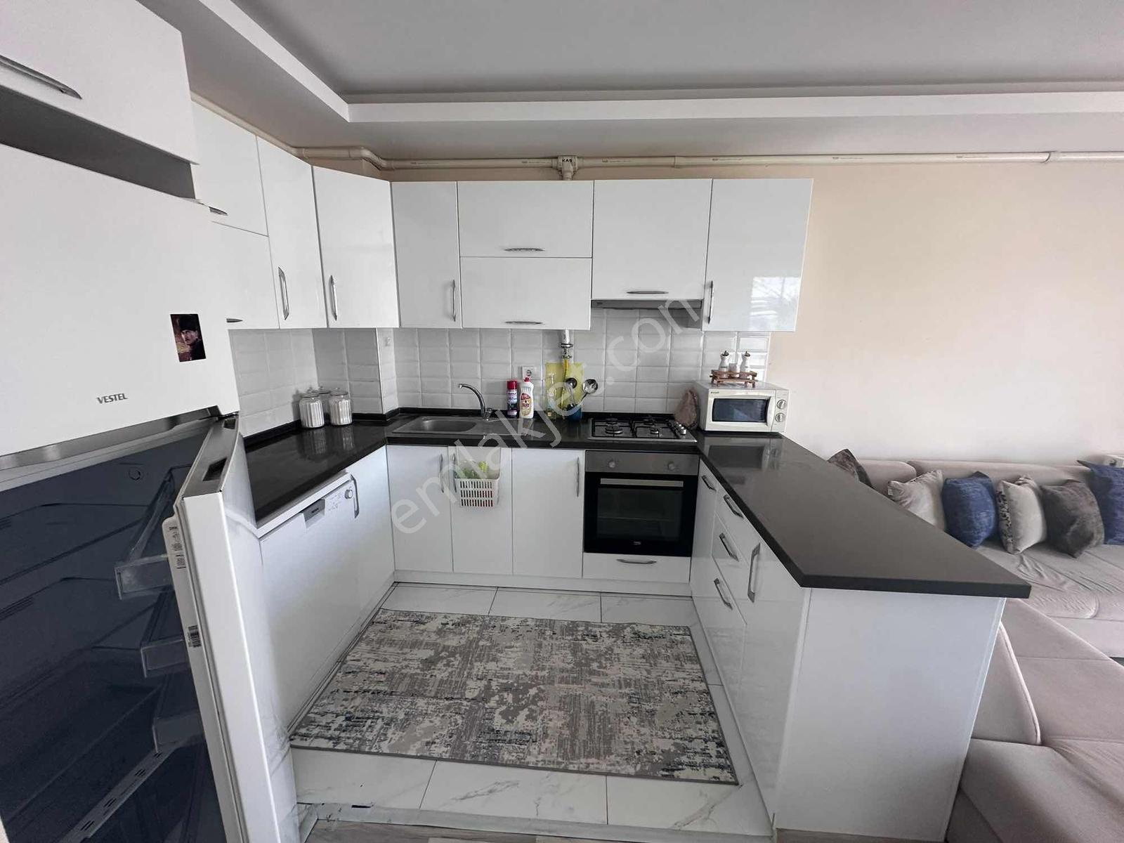 Havuzlu Ve Doğalgazlı Eşyalı Kiralık Daire 2+1 - Görsel 18