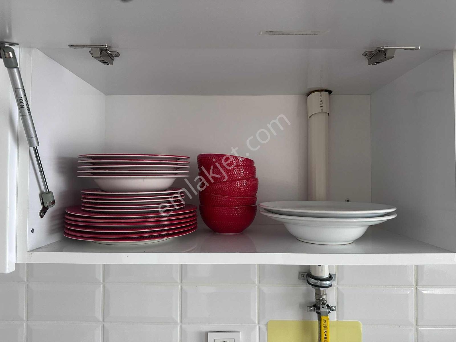 Havuzlu Ve Doğalgazlı Eşyalı Kiralık Daire 2+1 - Görsel 9