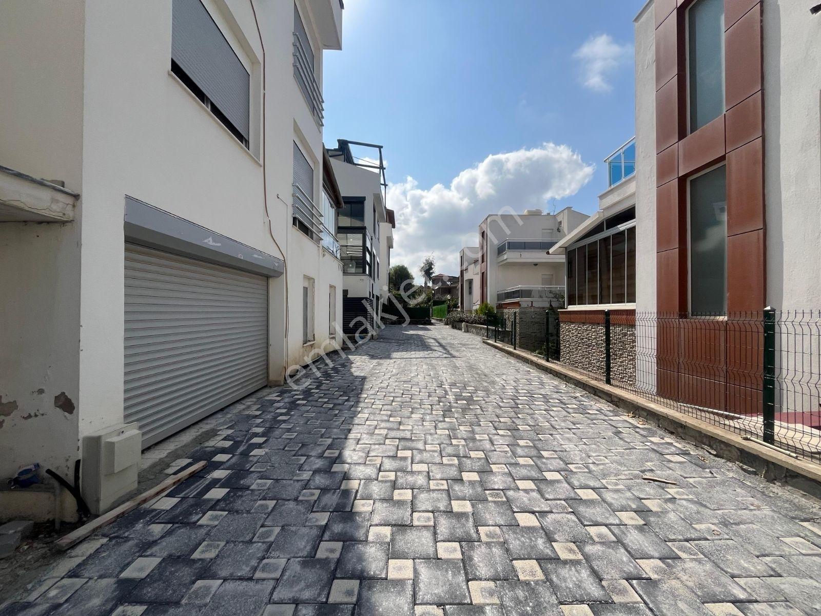 Kuşadası Devlet Hastanesi Yakını.çok Acil İndirime Müsait 6+2. - Görsel 13