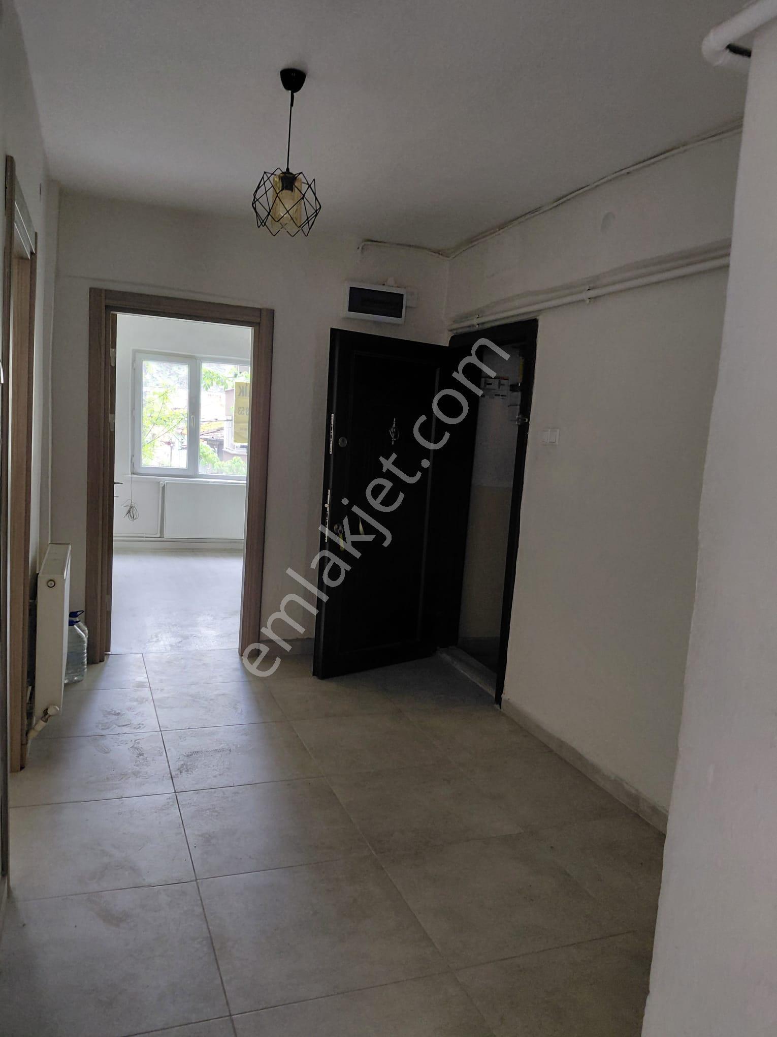 Tezcan Emlak Tan Kiralık Yenilenmiş 2+1 Daire - Görsel 17