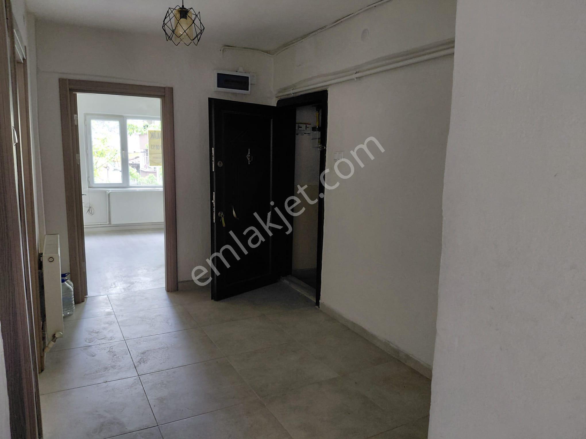Tezcan Emlak Tan Kiralık Yenilenmiş 2+1 Daire - Görsel 18