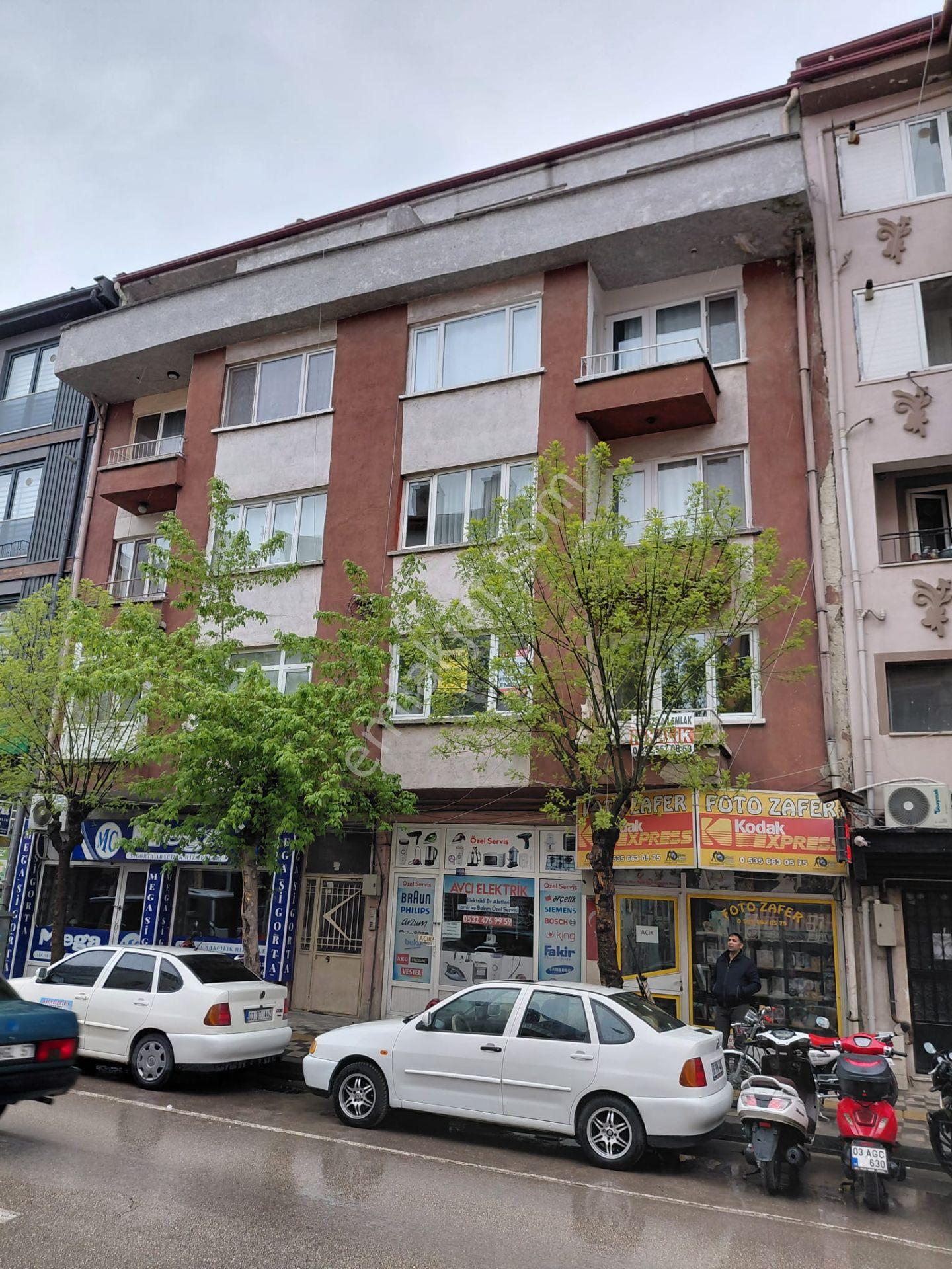 Tezcan Emlak Tan Kiralık Yenilenmiş 2+1 Daire - Görsel 12
