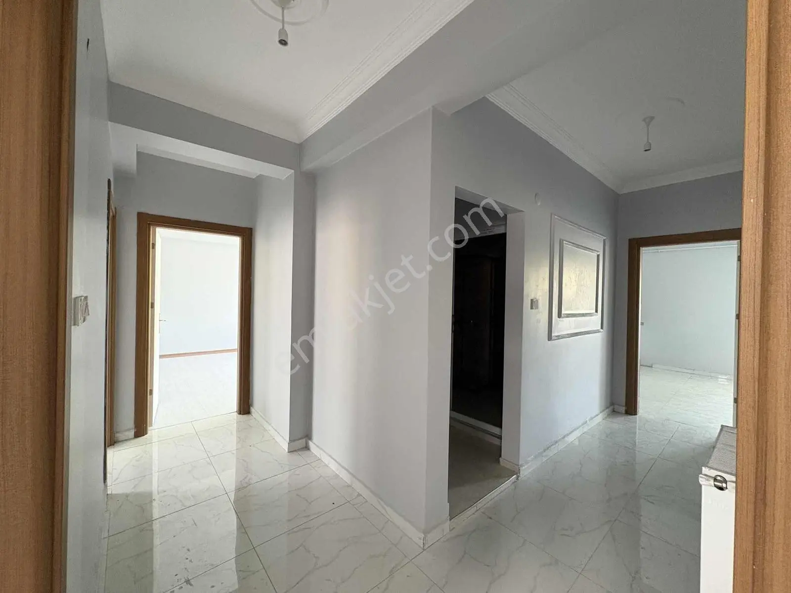 İnegöl Yeniceköy'de Satılık Sıfır 3+1 Arakat Daire