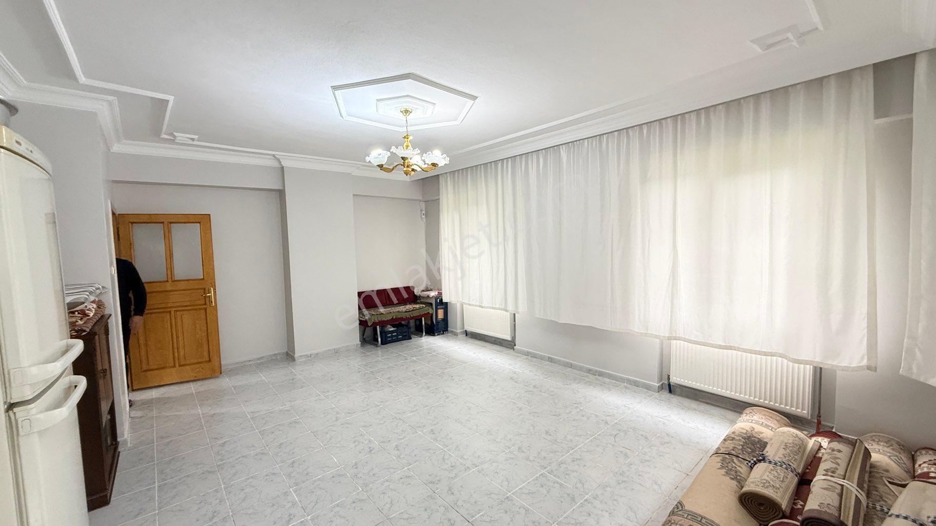 Emlakçım Gayrimenkul Den Ceylan Avm Arkası Satılık 2+1 Daire - Görsel 3