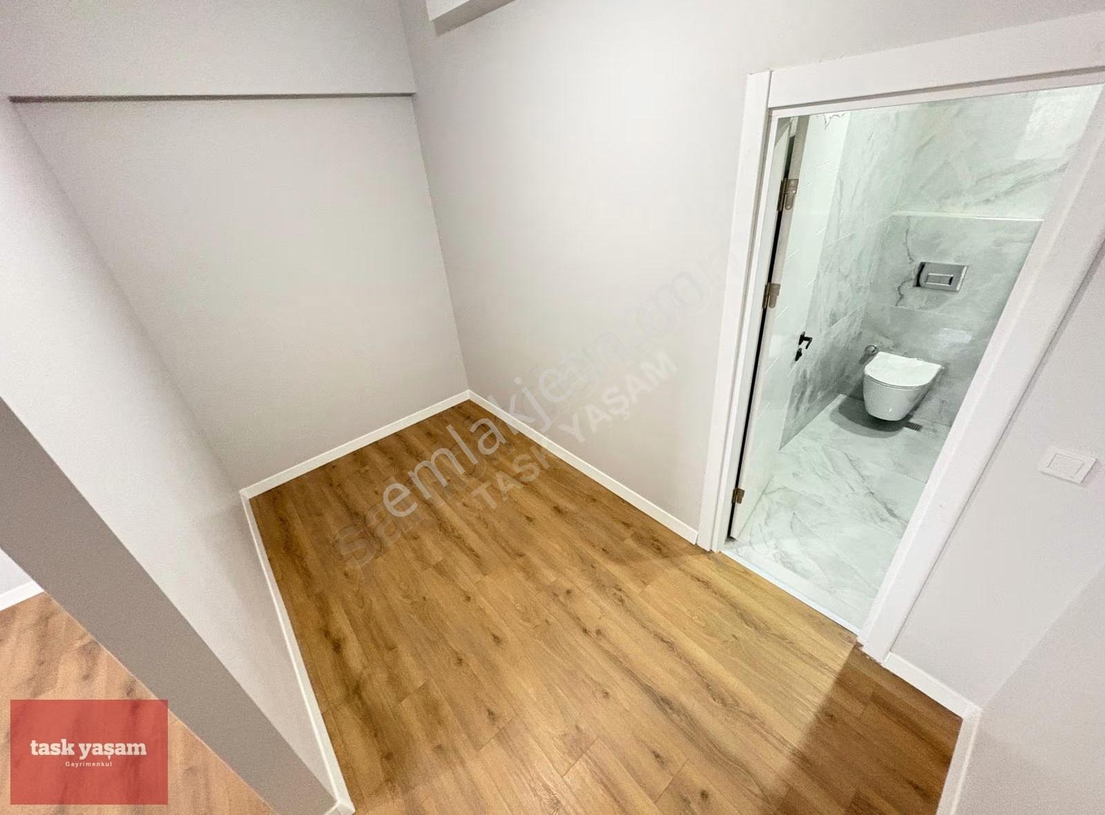 Boydan Yapı Deniz Manzaralı Lüx 3.5+1 Satılık Geniş Daire - Görsel 19