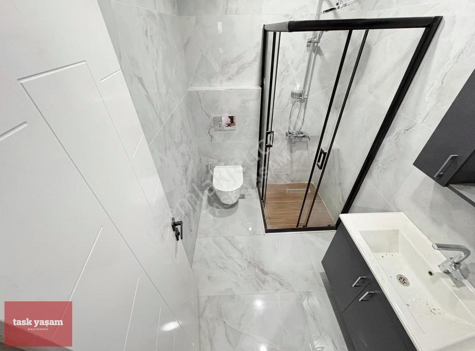 Boydan Yapı Deniz Manzaralı Lüx 3.5+1 Satılık Geniş Daire - Görsel 22