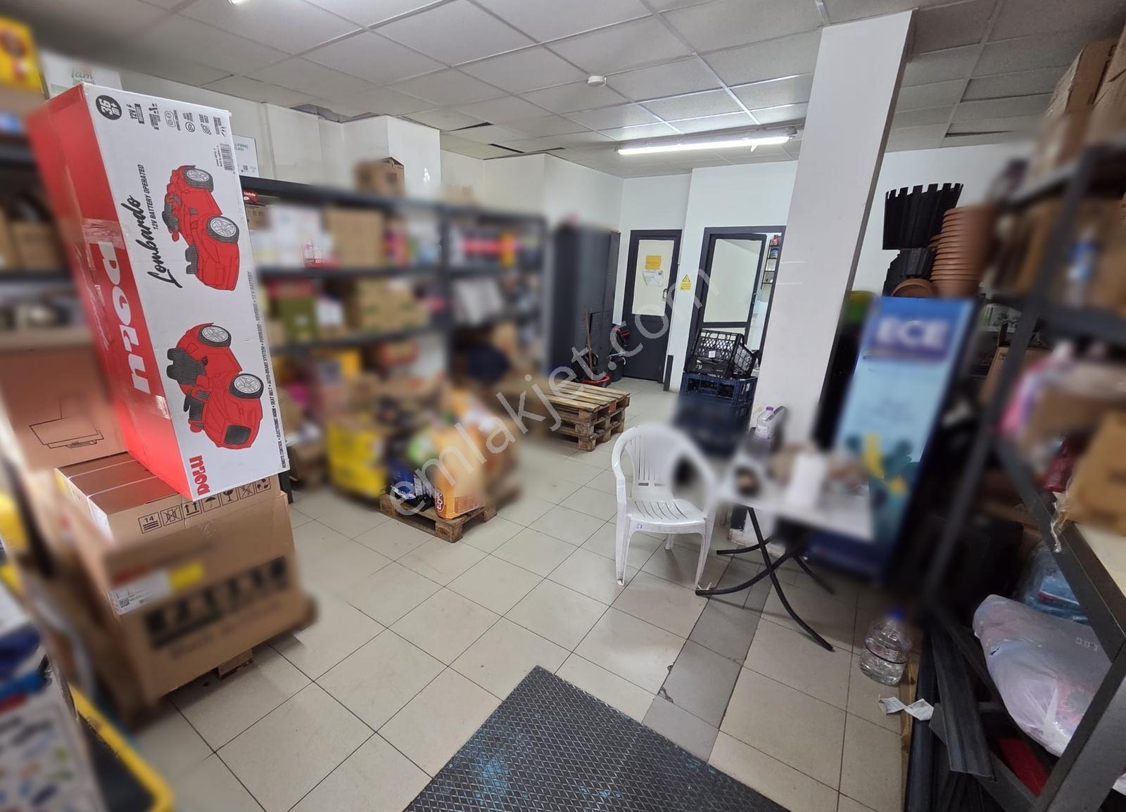 Yıldıztepe Mah. İşlek Cadde Üzeri Kiracılı 60 M² Satılık Dükkan - Görsel 10