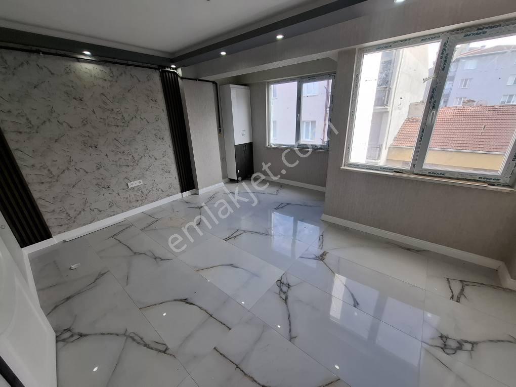 Poyraz Emlak'tan Emek Mah. Ertaş Cad.yakını 3+1 178 M2 Dublex - Görsel 23