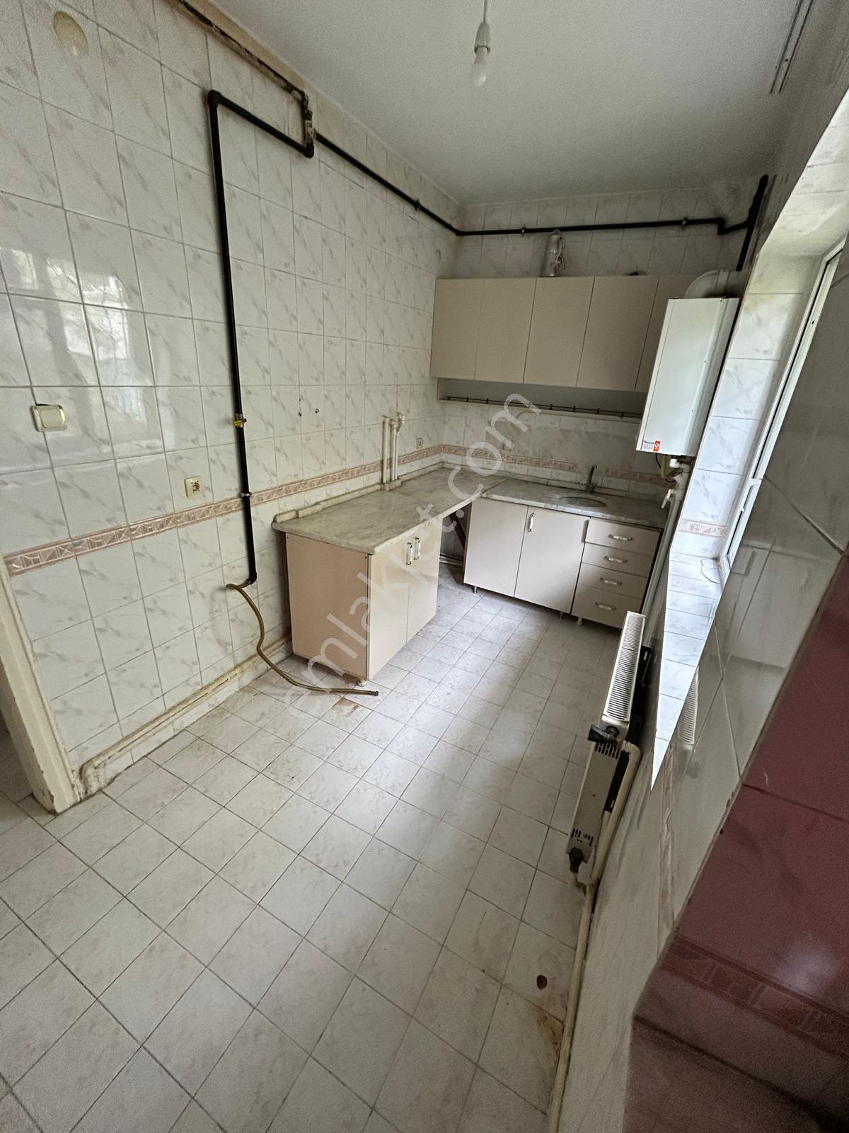 Aydınlıkevler'de 4+1 Kiralık Daire-taner Emlak İnşaat - Görsel 7