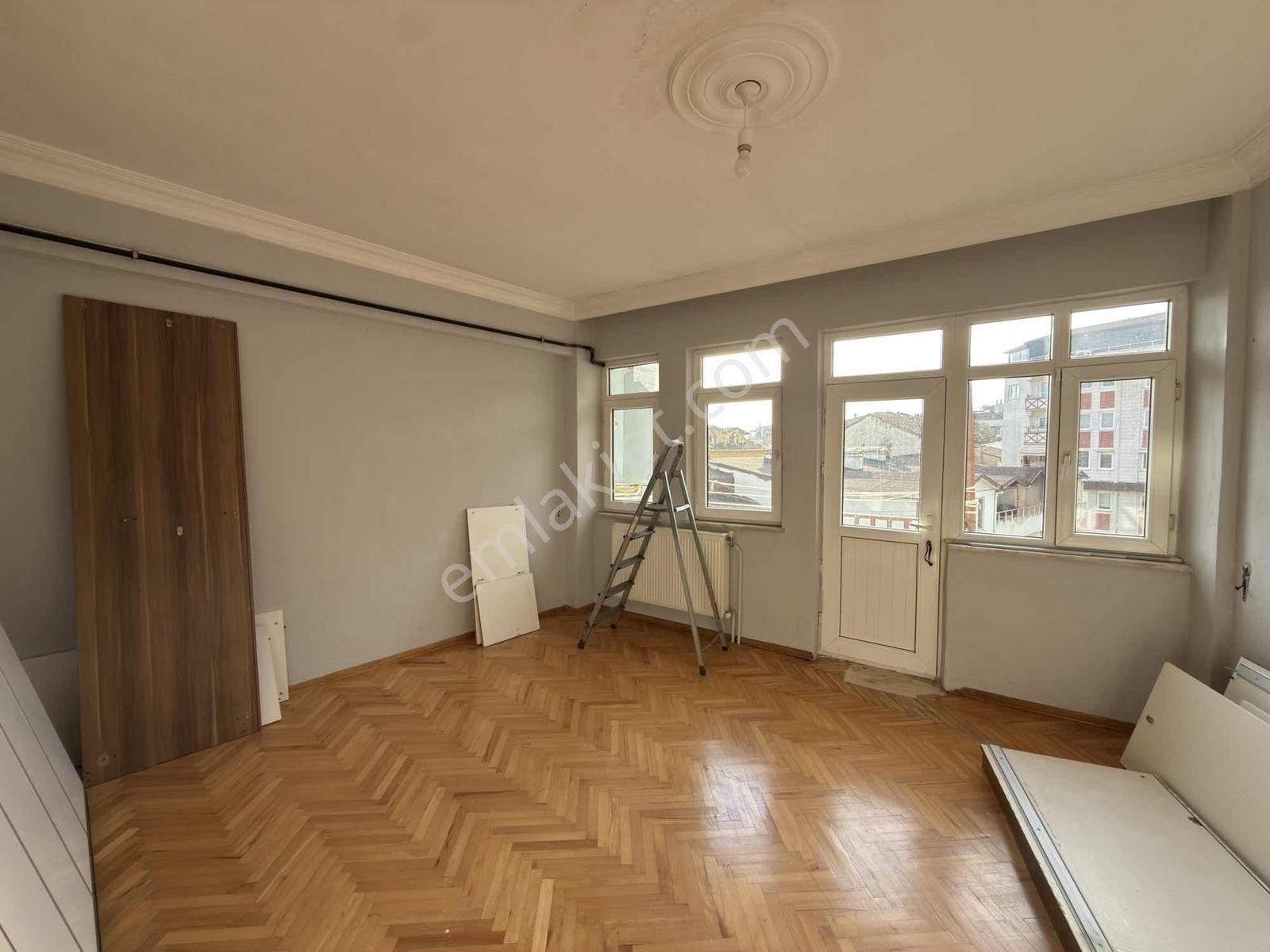 İzmit Çarşı Cumhuriyet Parkı 5+2 Takasa Açık Dubleks Daire - Görsel 24