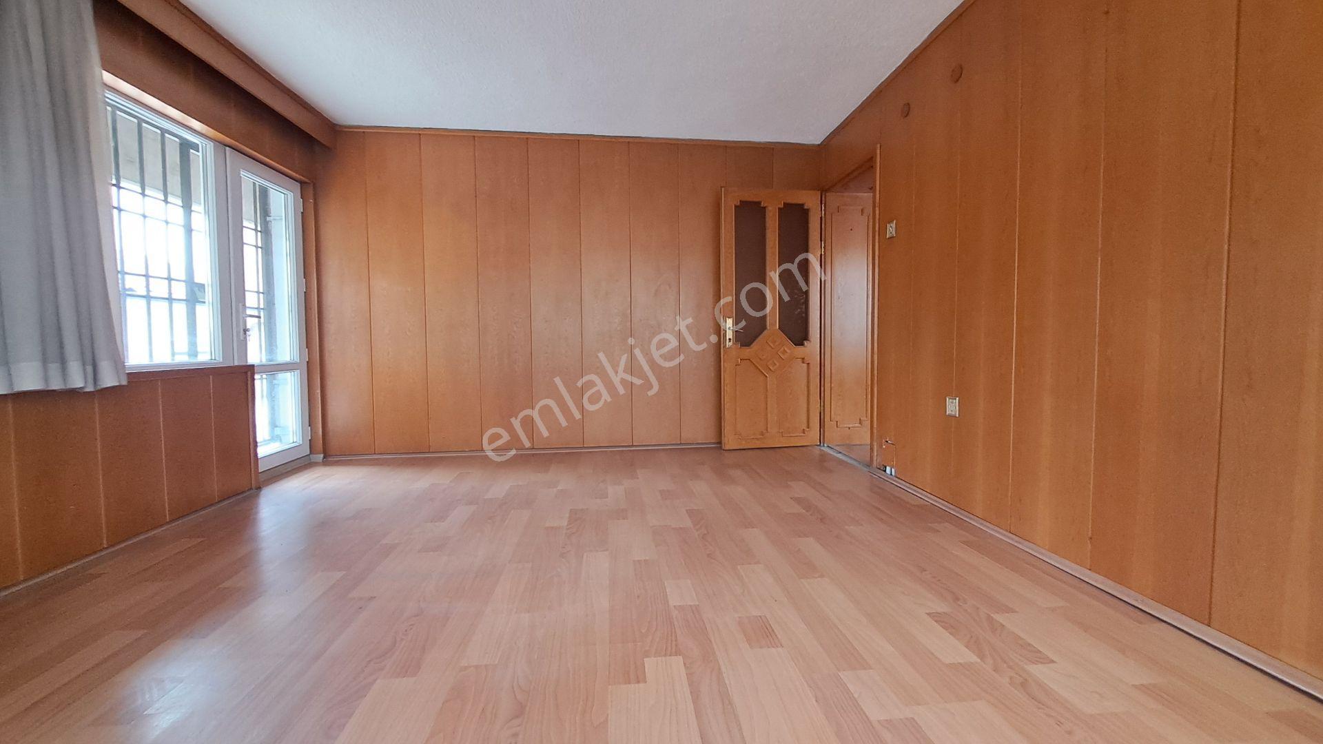 Kızılay Ziya Gökalp Caddesi Ted Yakını 2+1 Teras Kullanımlı Daire - Görsel 10