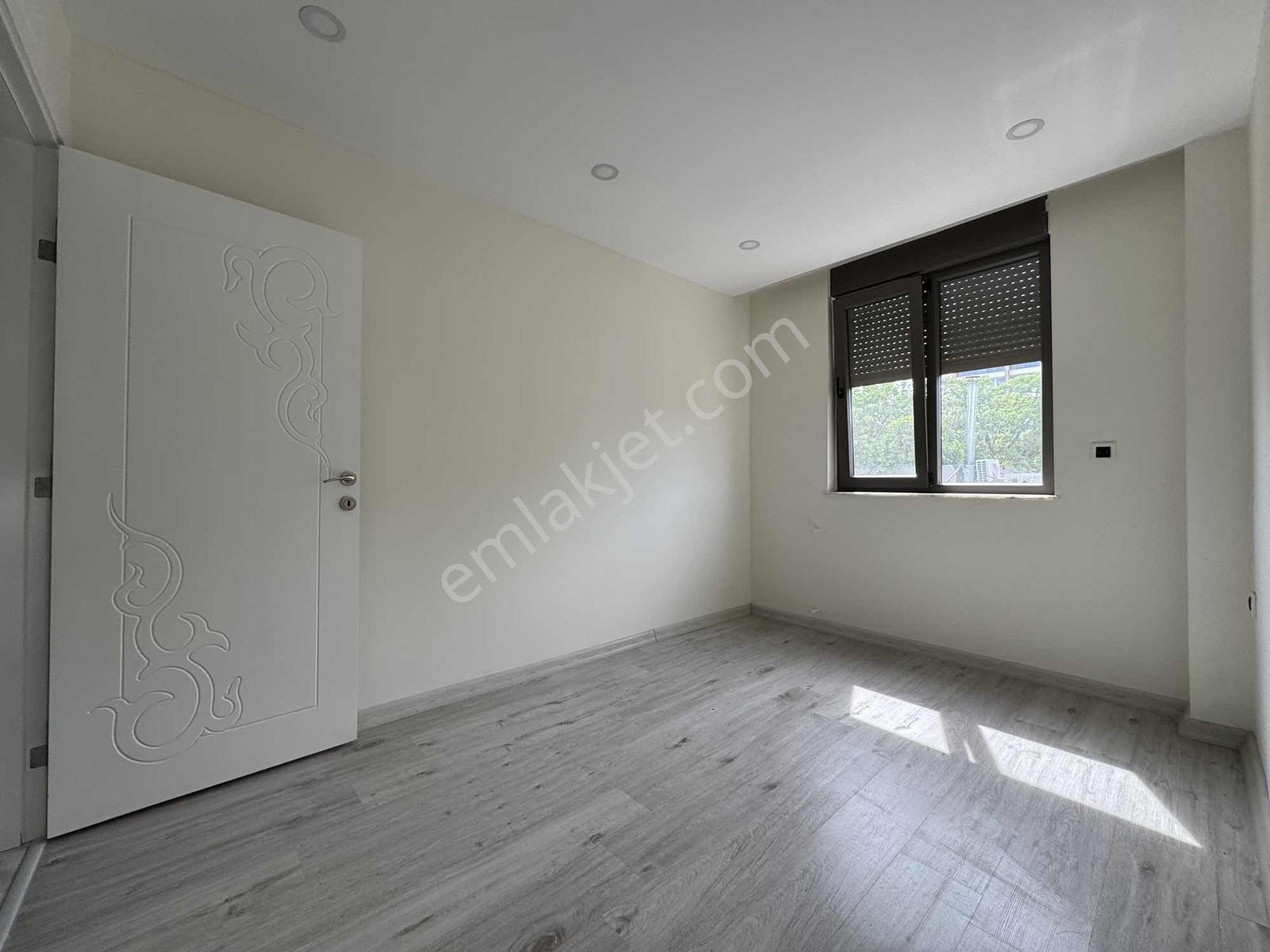 Uğur Kurtulmuştan Kardeş Kentler Cd. Kapalı Otoparklı Arakat 2+1 - Görsel 7