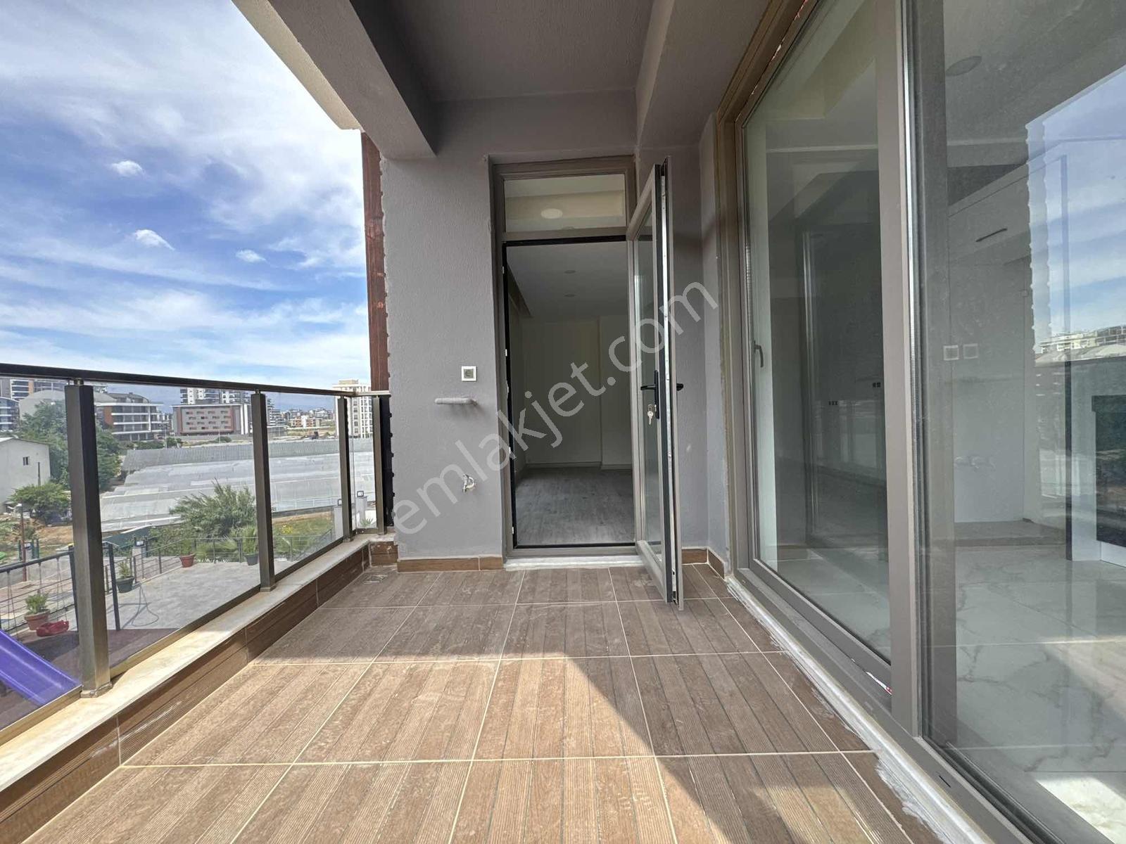 Uğur Kurtulmuştan Kardeş Kentler Cd. Kapalı Otoparklı Arakat 2+1 - Görsel 28