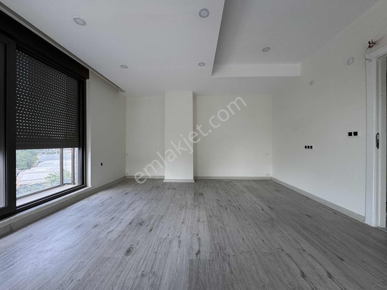 Uğur Kurtulmuştan Kardeş Kentler Cd. Kapalı Otoparklı Arakat 2+1 - Görsel 23