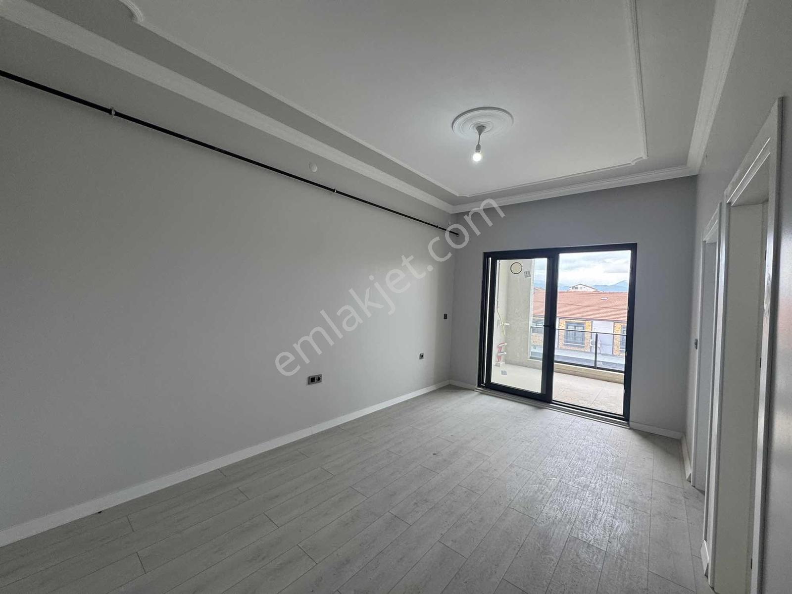 Ayşe Emlak'tan Satılık 2+1 Asansörlü Kapalı Garajlı Daire - Görsel 8