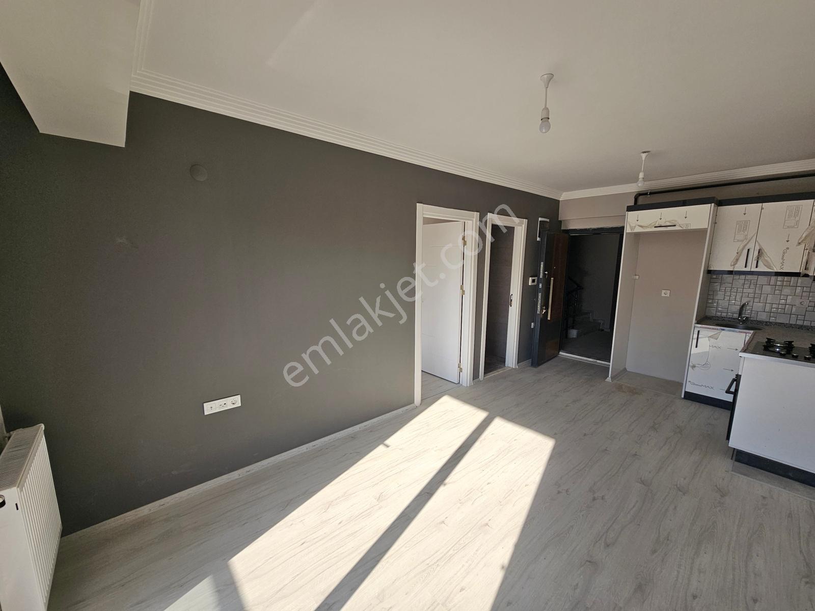 Menemen Seyrek Merkezde Satılık 1+1 Yeni Doğalgazlı Daire - Görsel 16