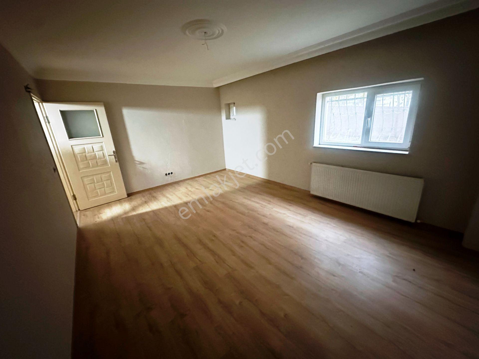 Darıca'da 2011 Yapım İskanlı Site Aydınlık 160m2 Boş Satılık 4+1 - Görsel 16