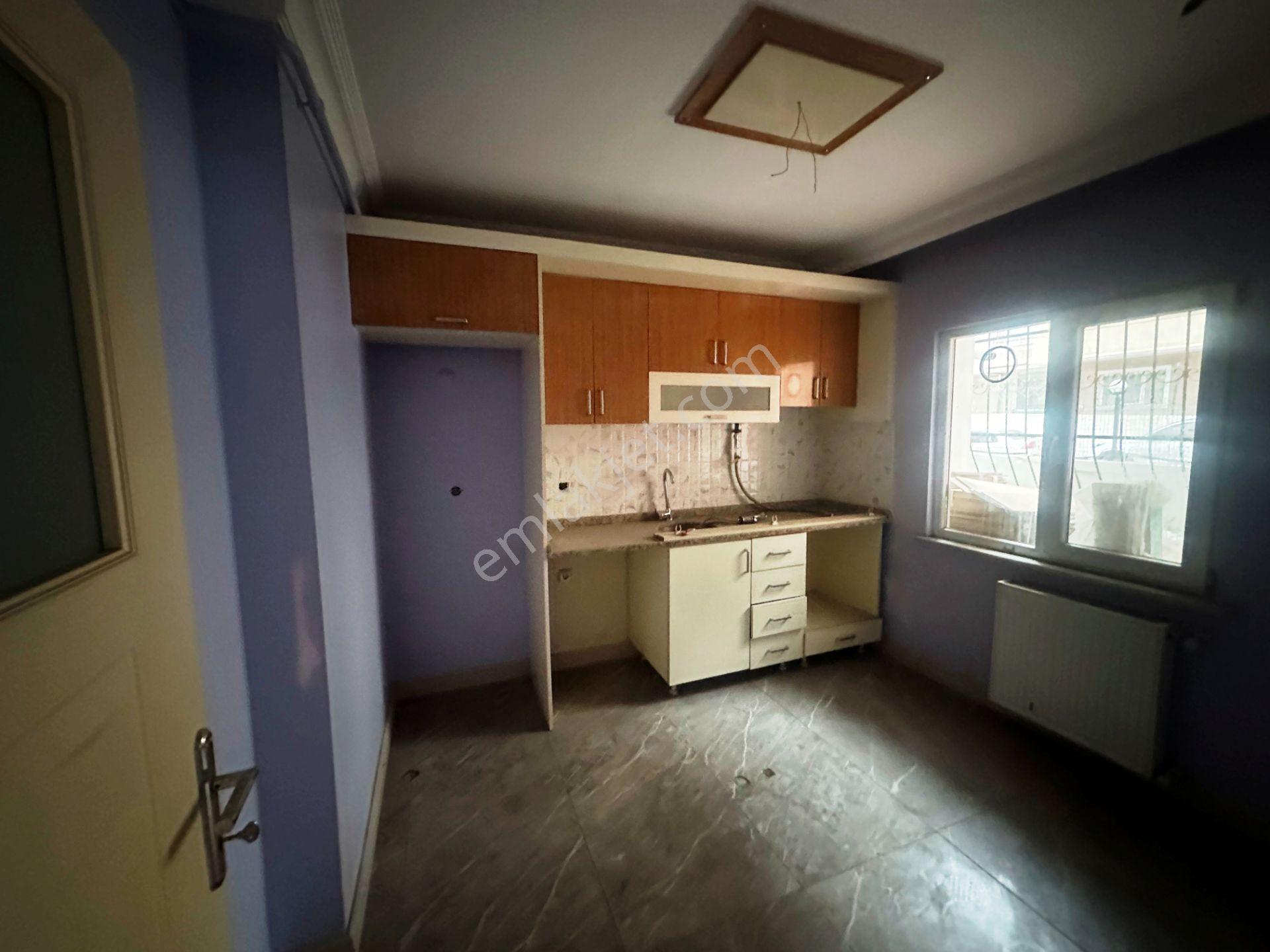 Darıca'da 2011 Yapım İskanlı Site Aydınlık 160m2 Boş Satılık 4+1 - Görsel 21
