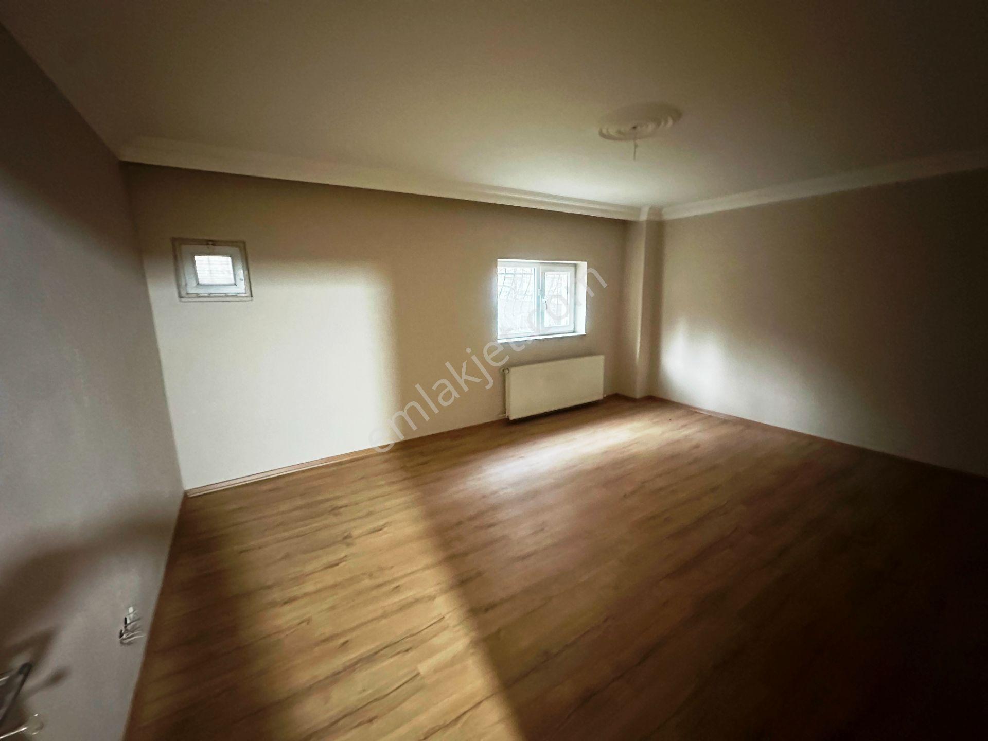 Darıca'da 2011 Yapım İskanlı Site Aydınlık 160m2 Boş Satılık 4+1 - Görsel 13
