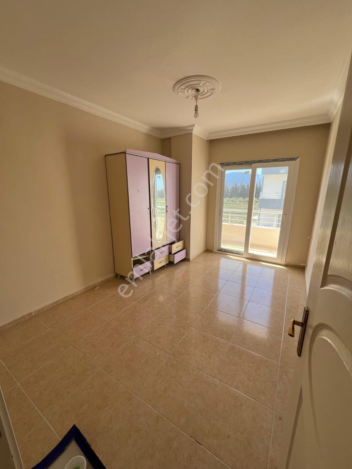 Kiralık Daire Arsuz Madenli Ana Caddeye 200 Metre Mesafede Ara Katta Geniş Balkonlu - Görsel 11
