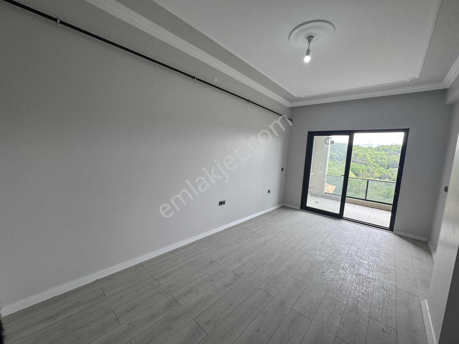 Ayşe Emlak'tan Satılık 2+1 Asansörlü Kapalı Garajlı Daire - Görsel 2