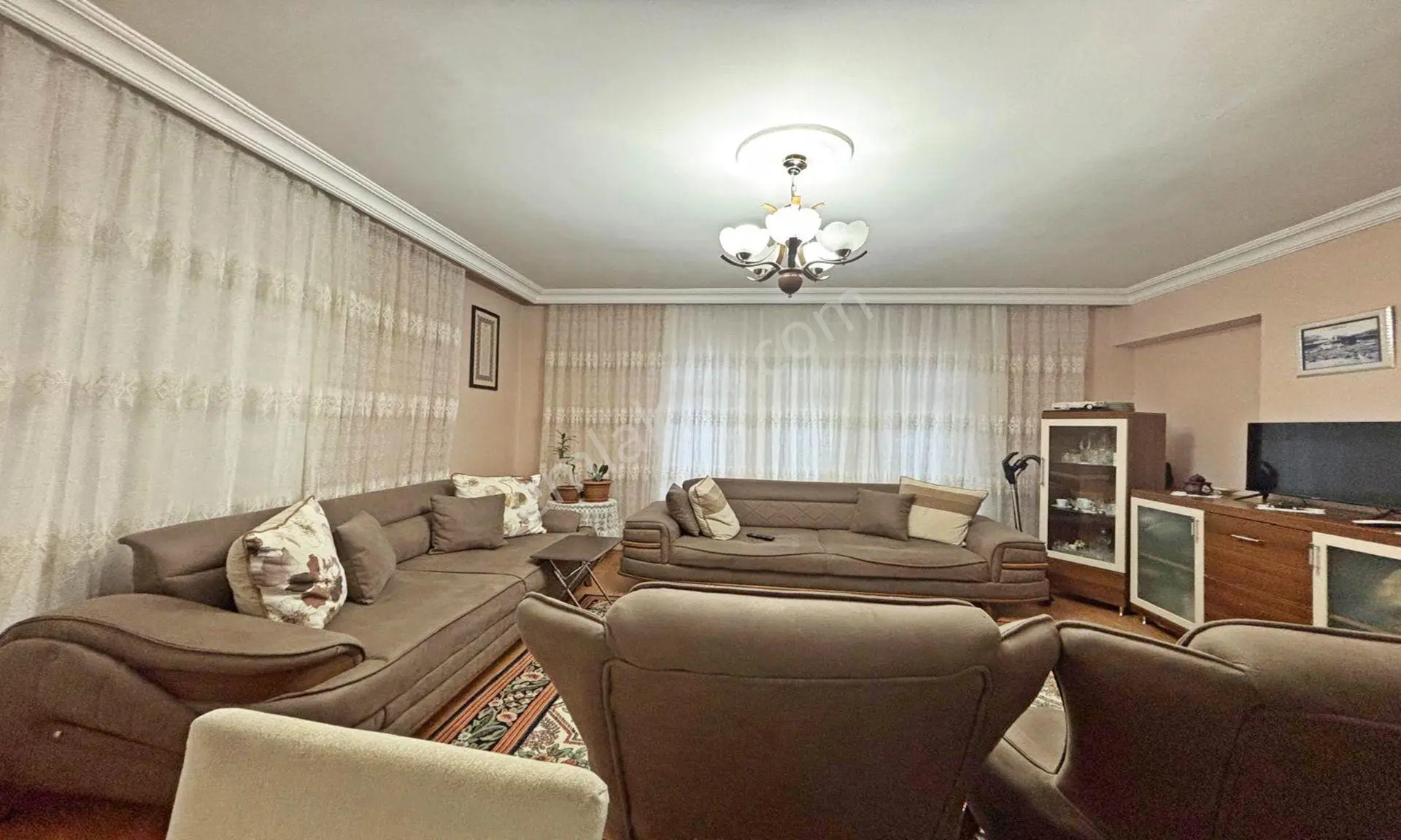 Bulvar'dan Cadde Üstü, Merkezi Lokasyon'da 3+1 Satılık Daire!!! - Görsel 4